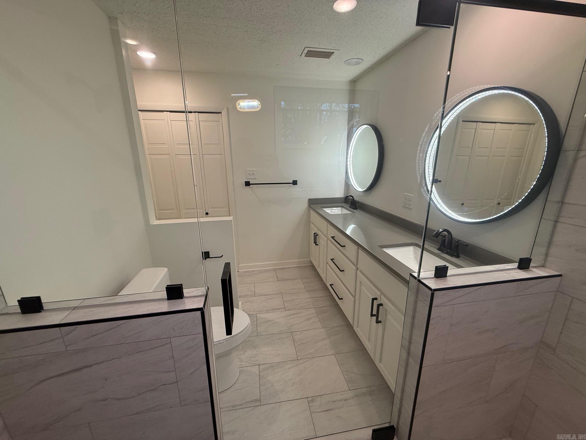 GREEN MEADOWS - Residential