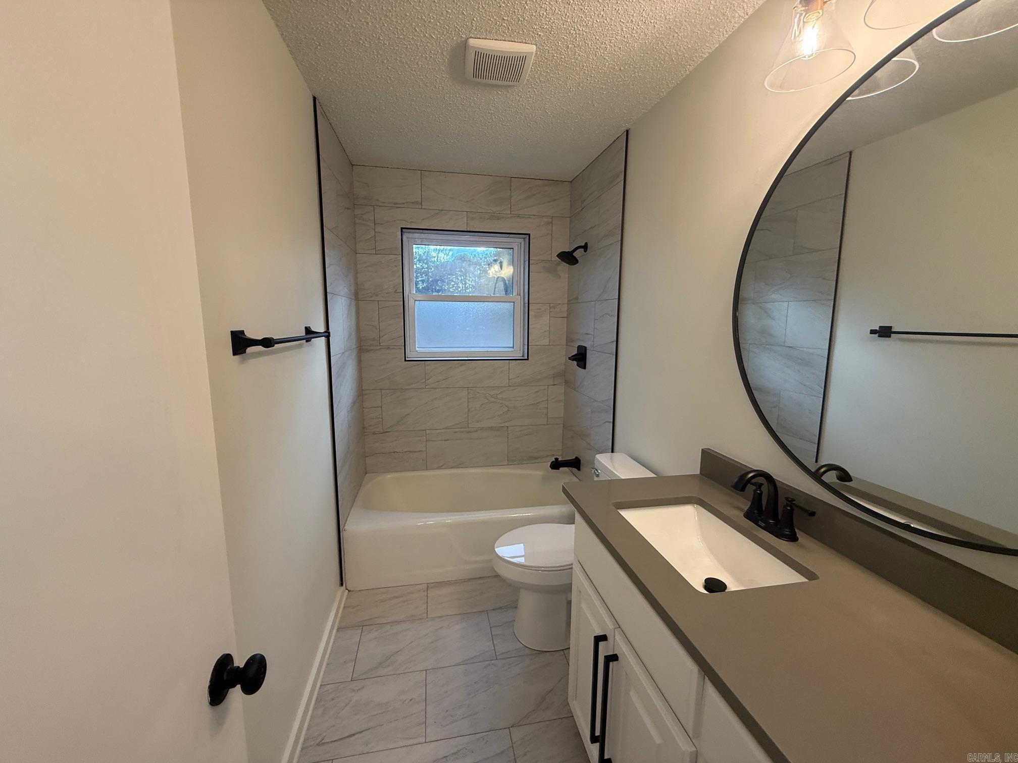 GREEN MEADOWS - Residential