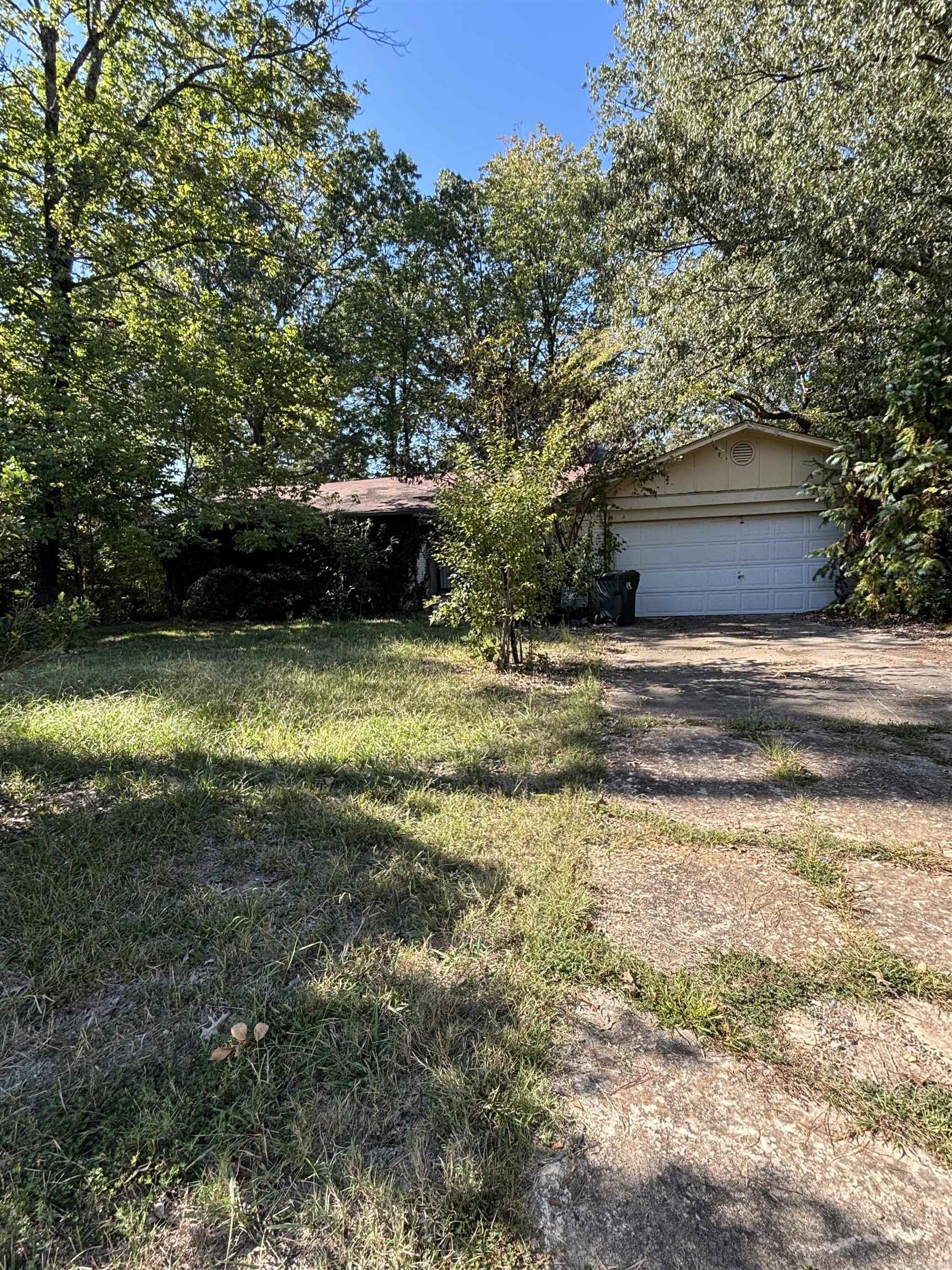 SOUTHERN HILLS - Residential