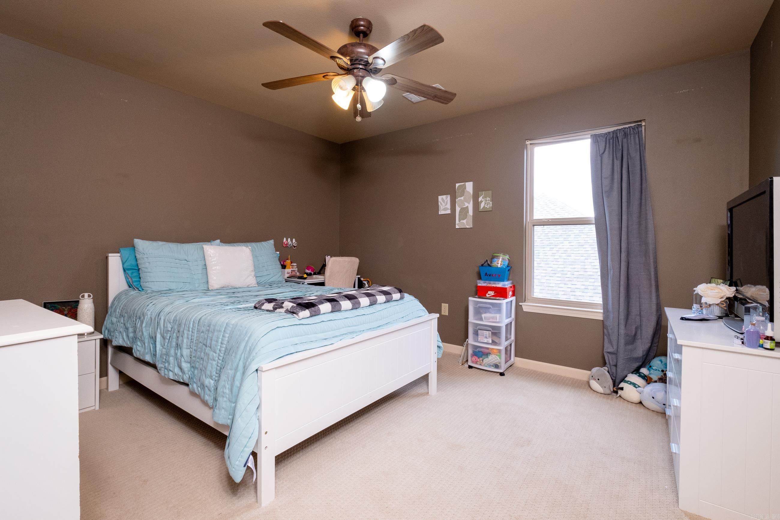 THE VILLAGES OF WELLINGTON - Residential