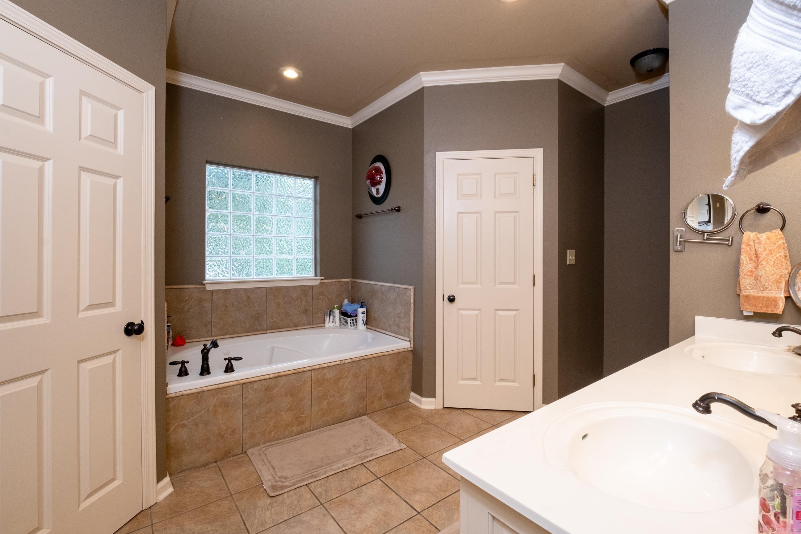 THE VILLAGES OF WELLINGTON - Residential