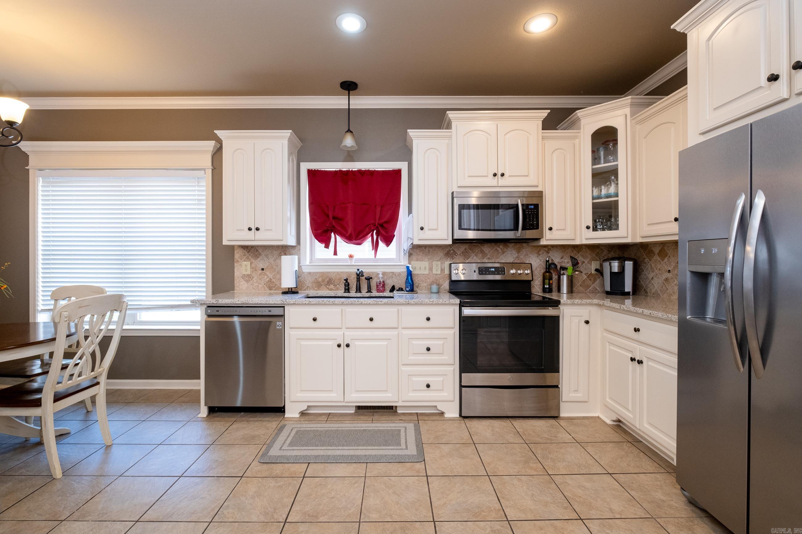 THE VILLAGES OF WELLINGTON - Residential