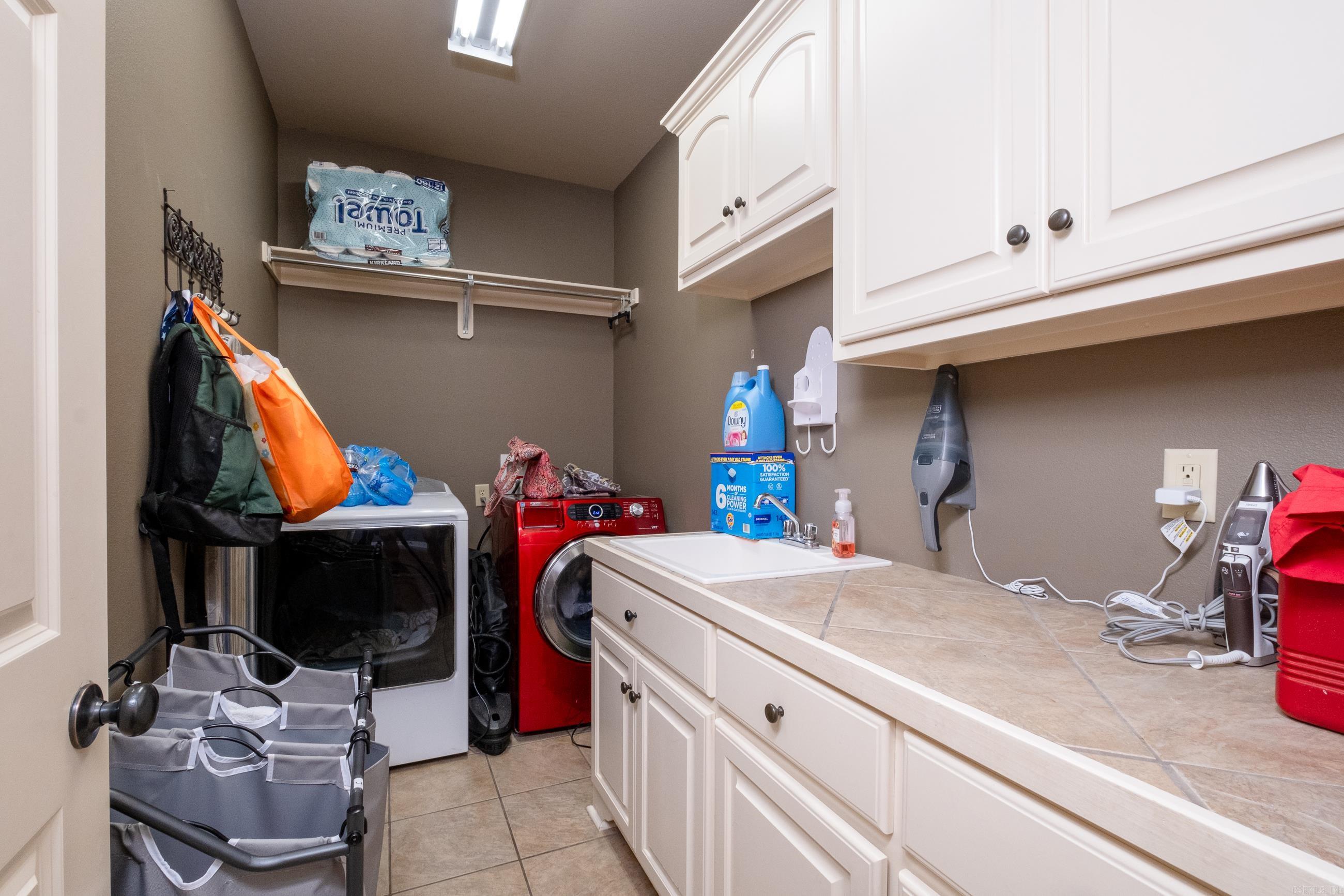 THE VILLAGES OF WELLINGTON - Residential