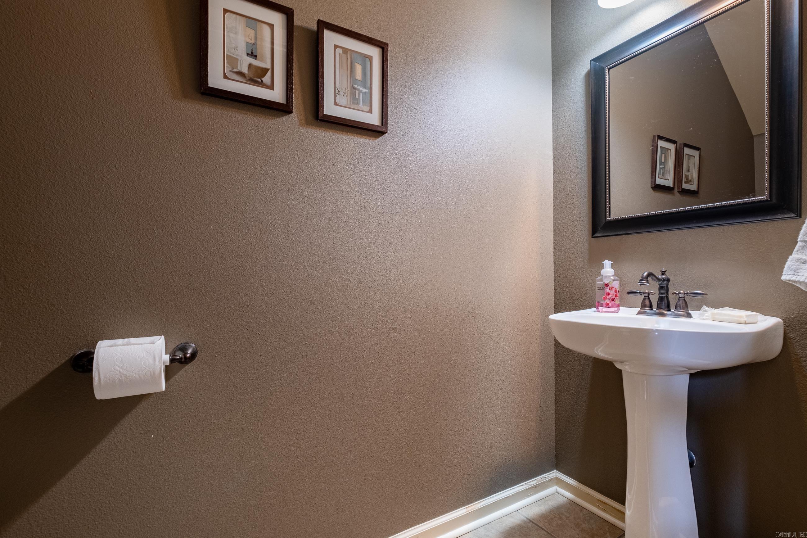 THE VILLAGES OF WELLINGTON - Residential