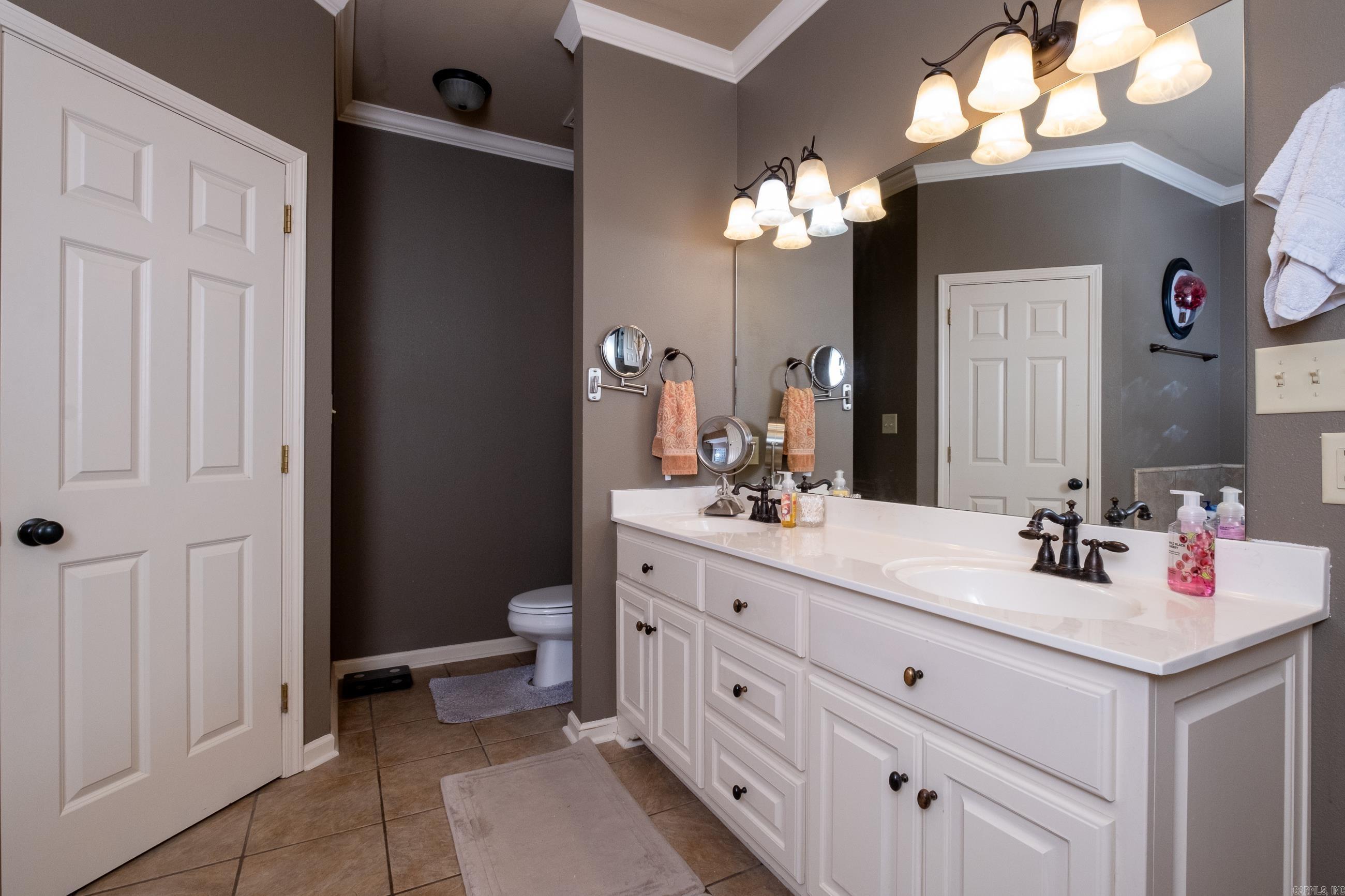 THE VILLAGES OF WELLINGTON - Residential