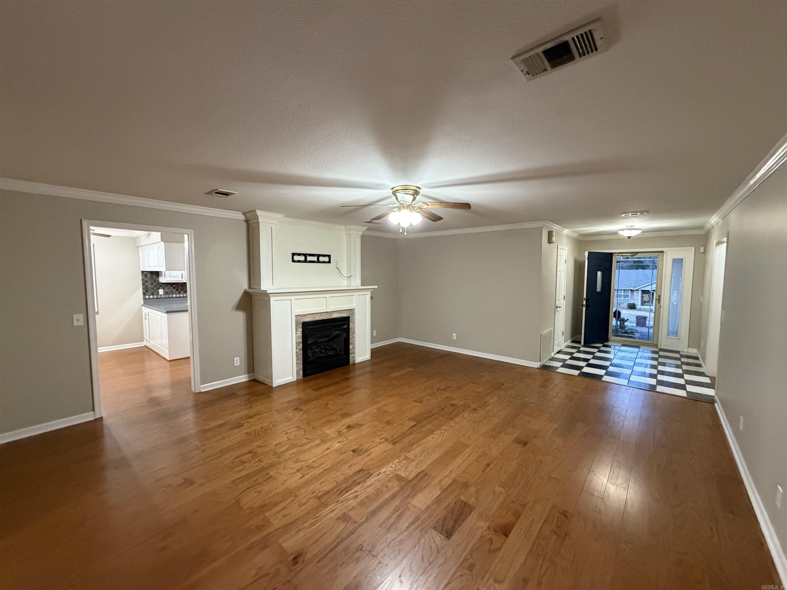 BALLARD HEIGHTS - Residential