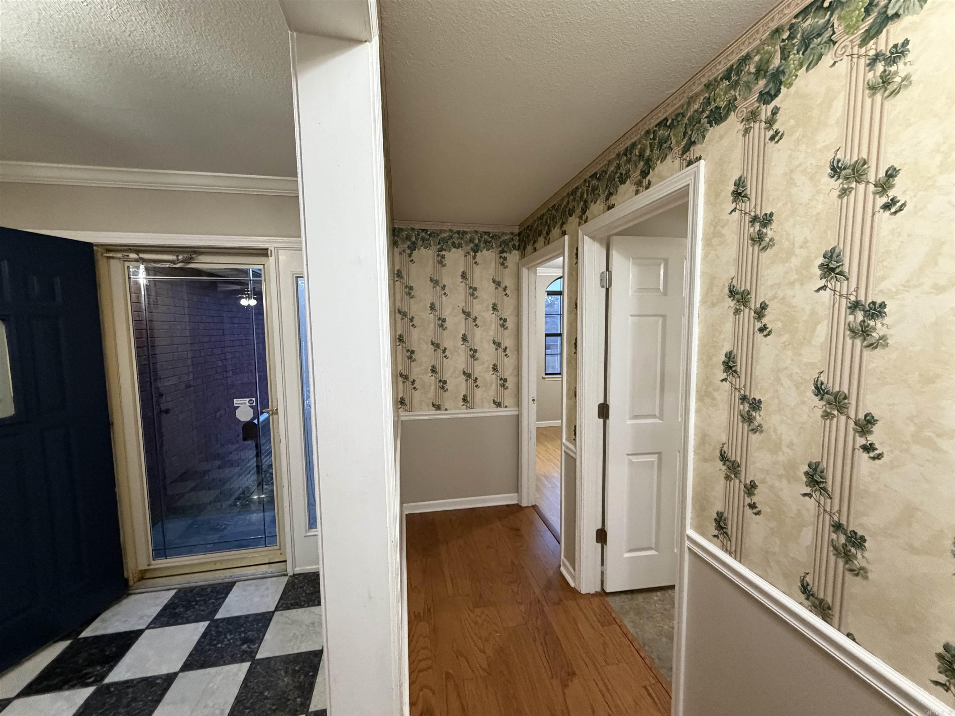 BALLARD HEIGHTS - Residential