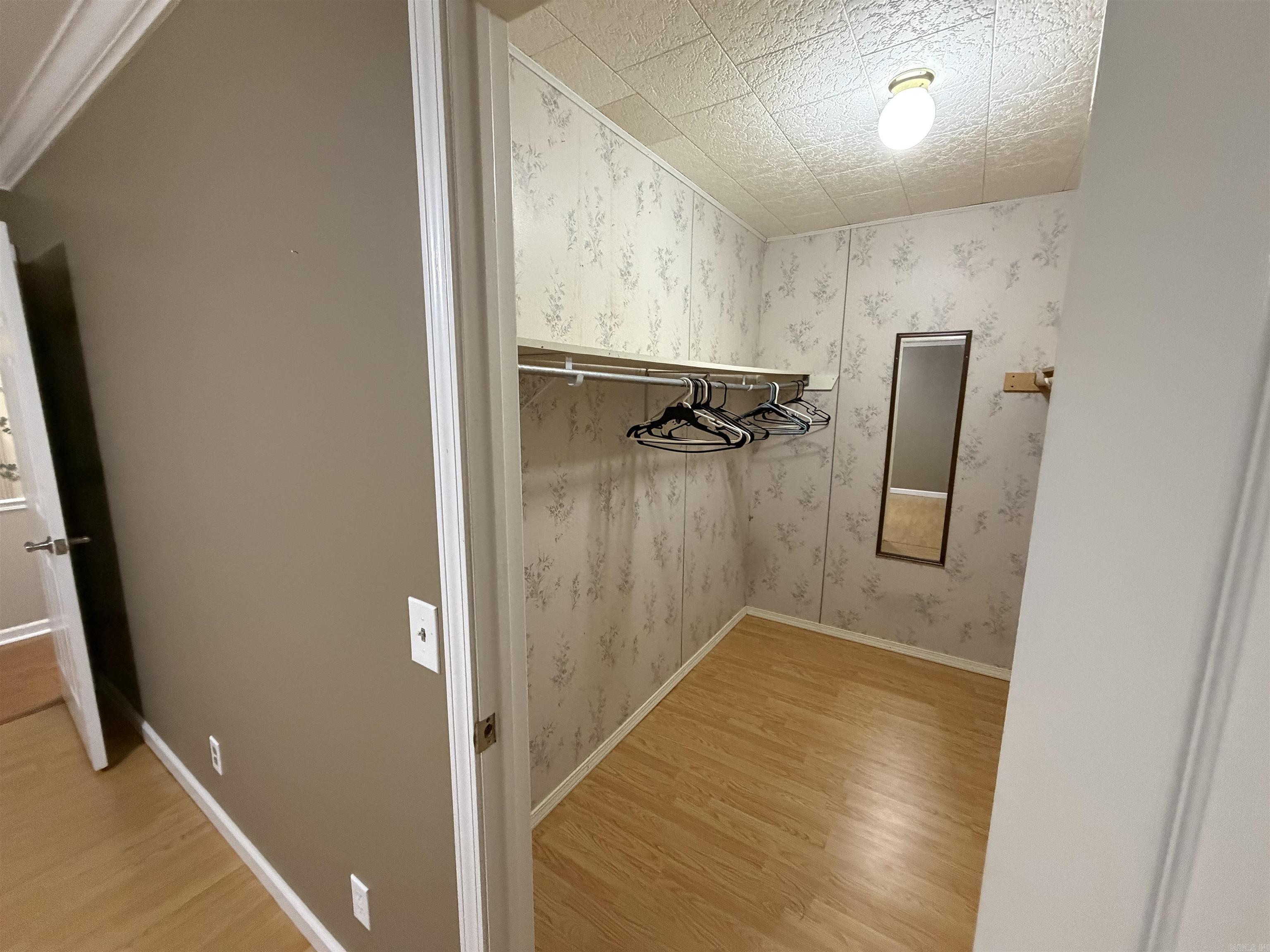 BALLARD HEIGHTS - Residential