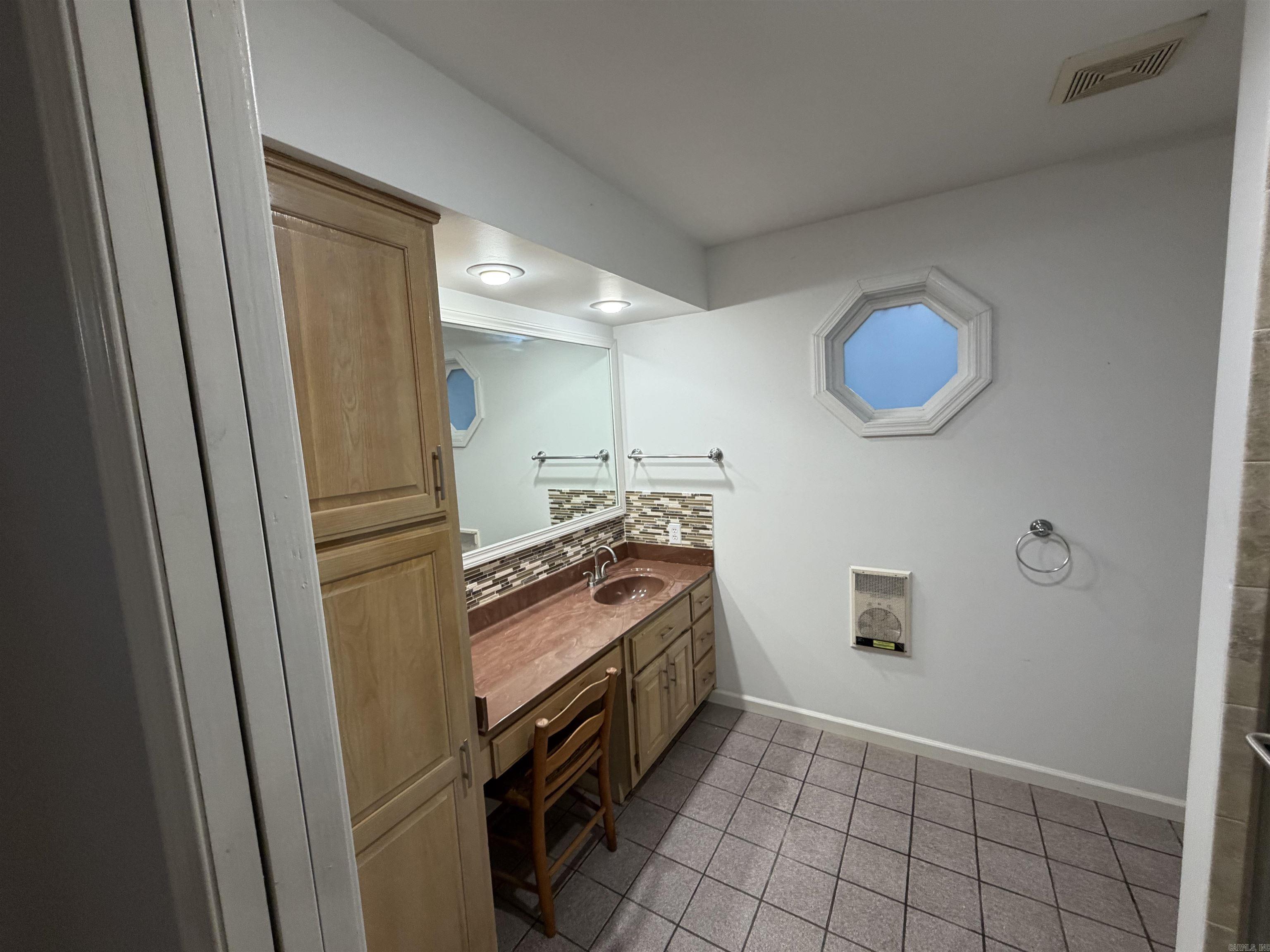 BALLARD HEIGHTS - Residential