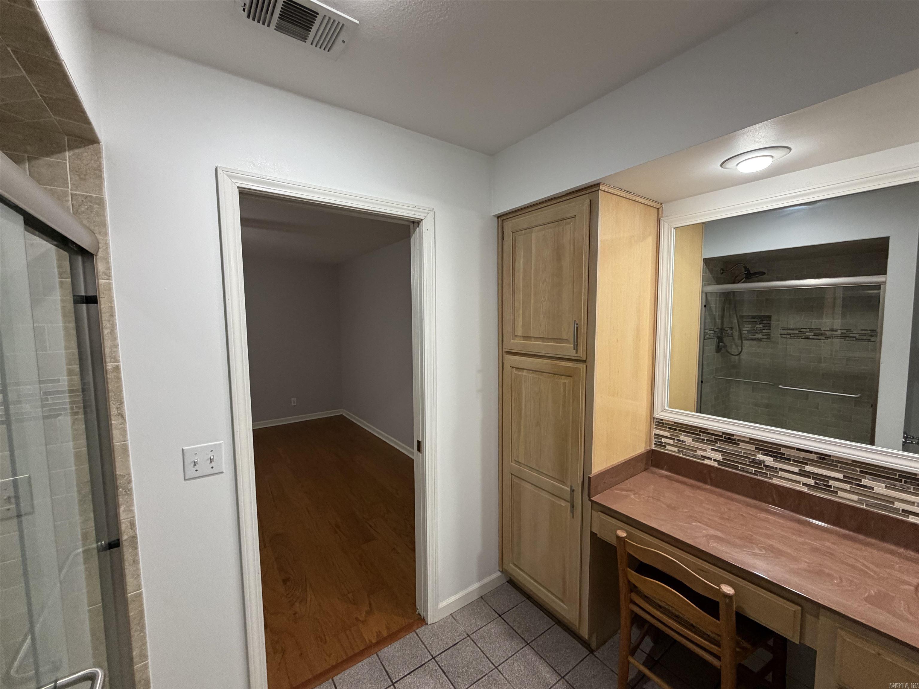 BALLARD HEIGHTS - Residential