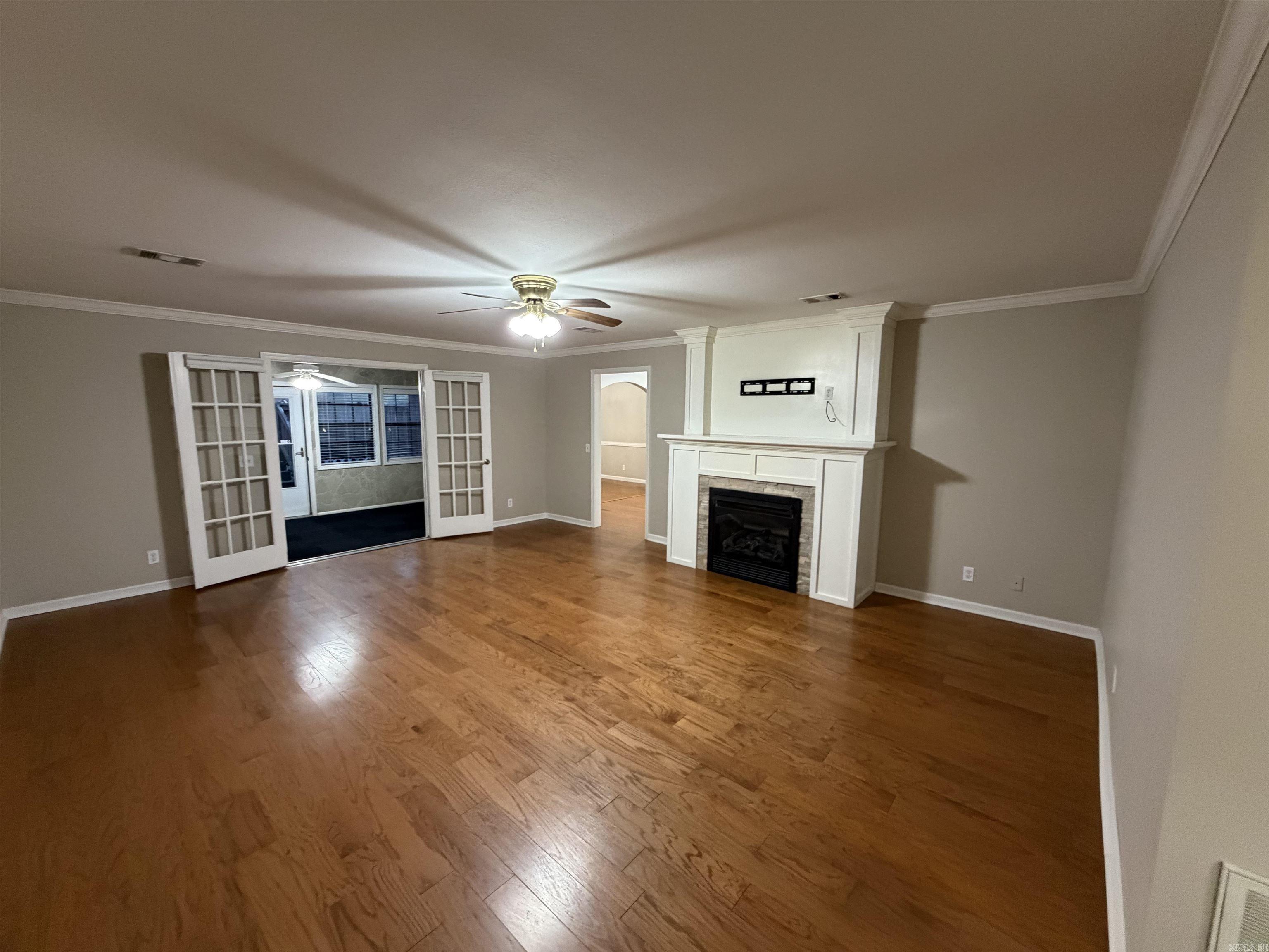 BALLARD HEIGHTS - Residential