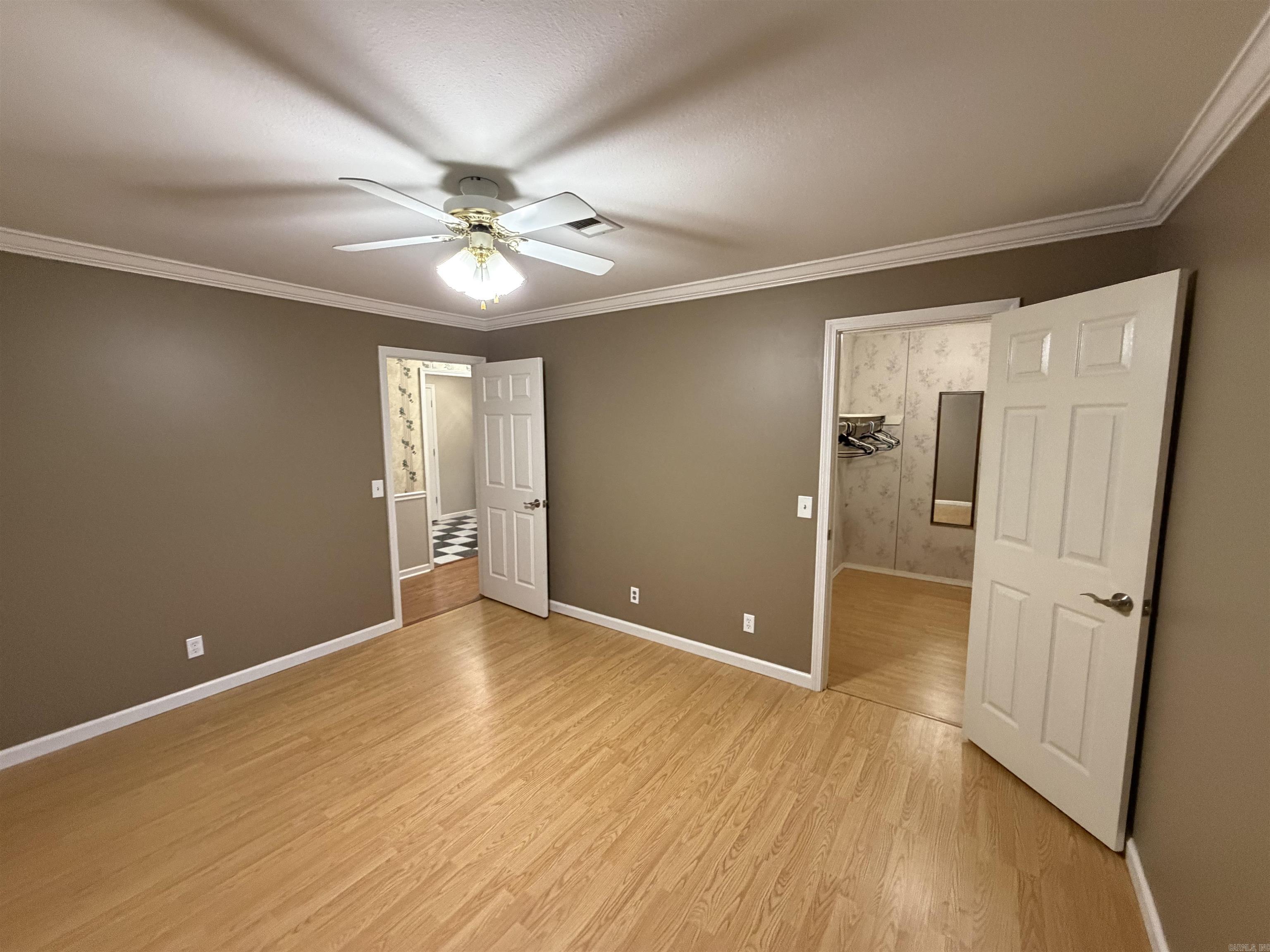 BALLARD HEIGHTS - Residential