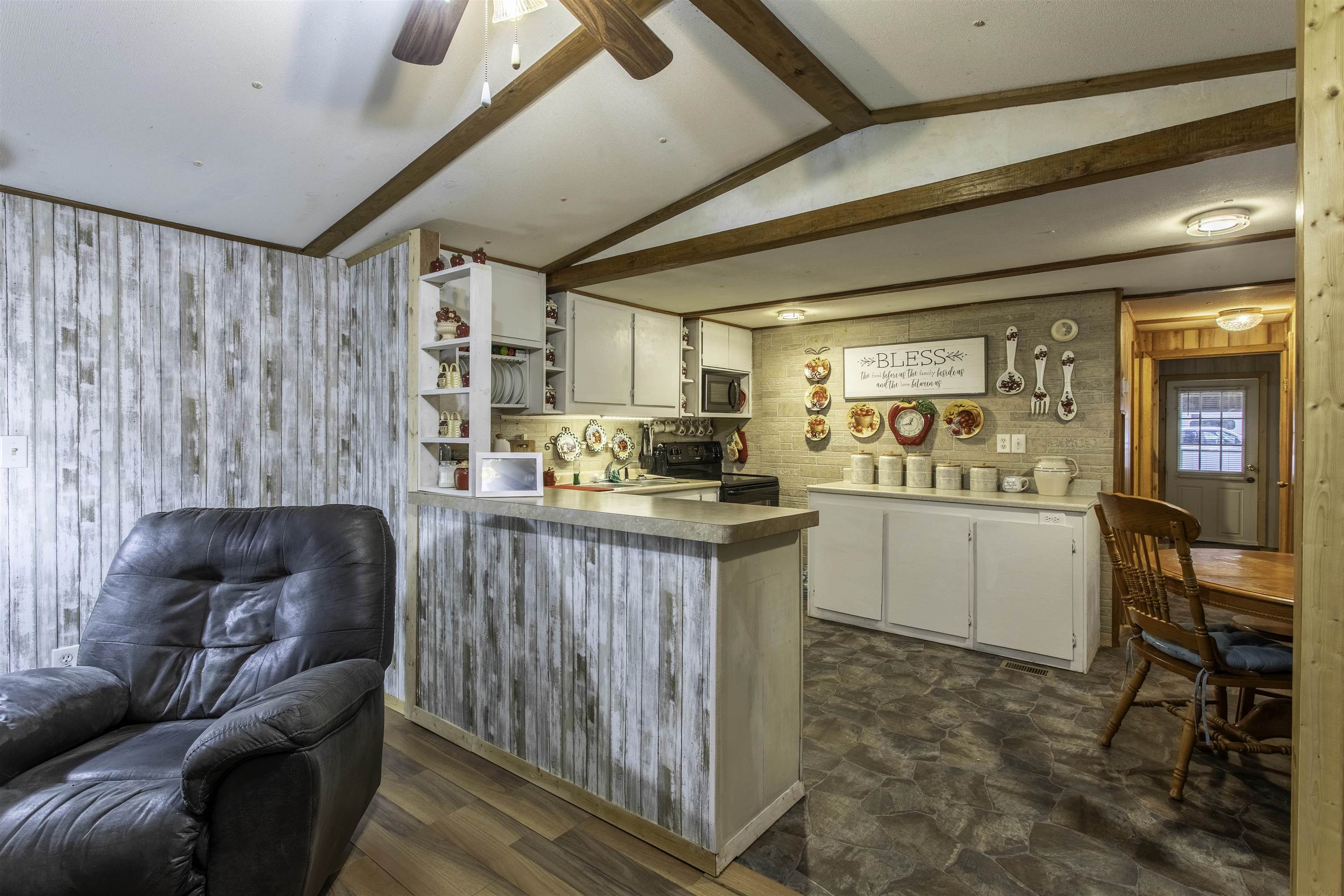 RAVENDEN UNPL - Residential