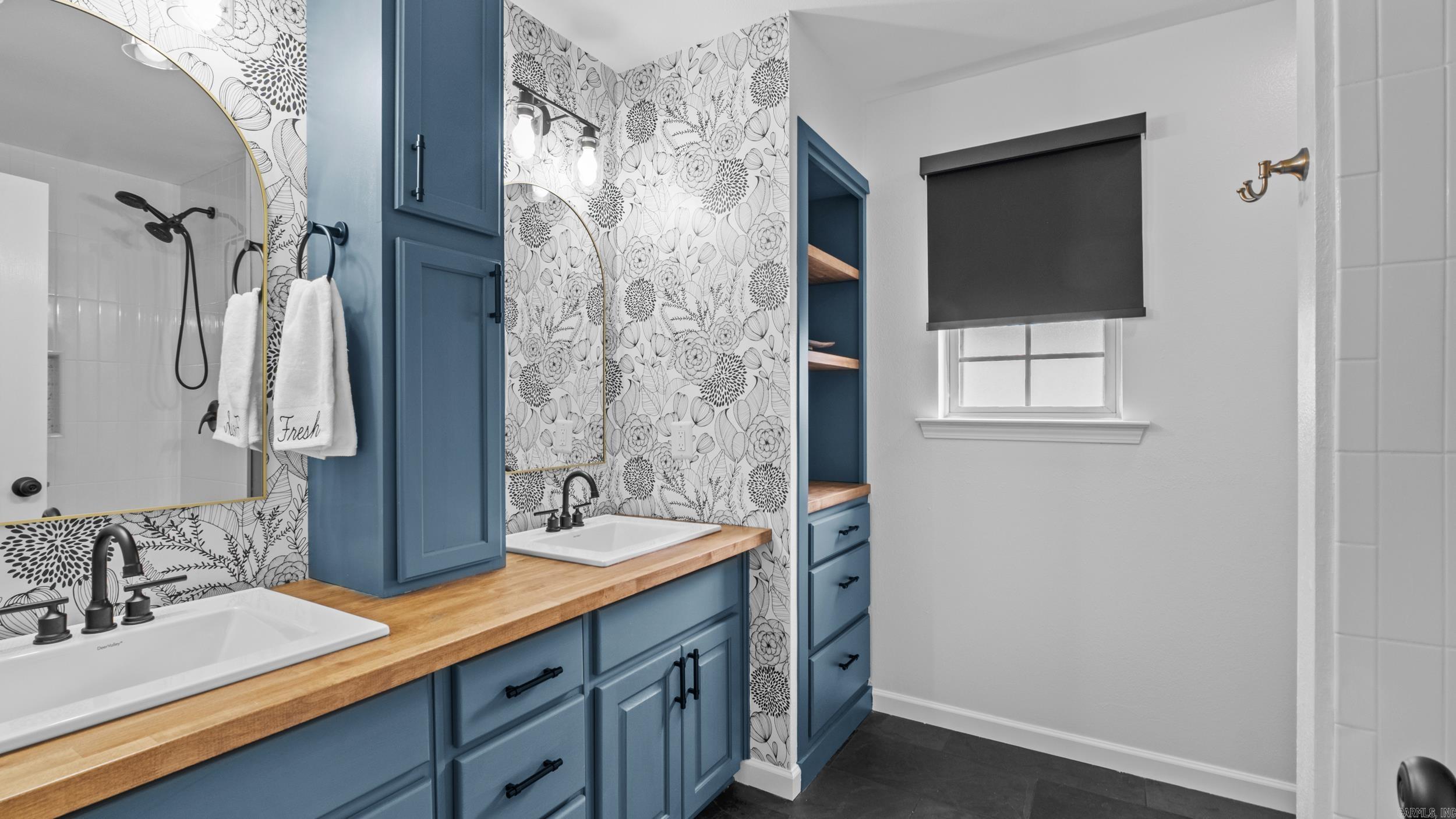 Stonehenge - Residential