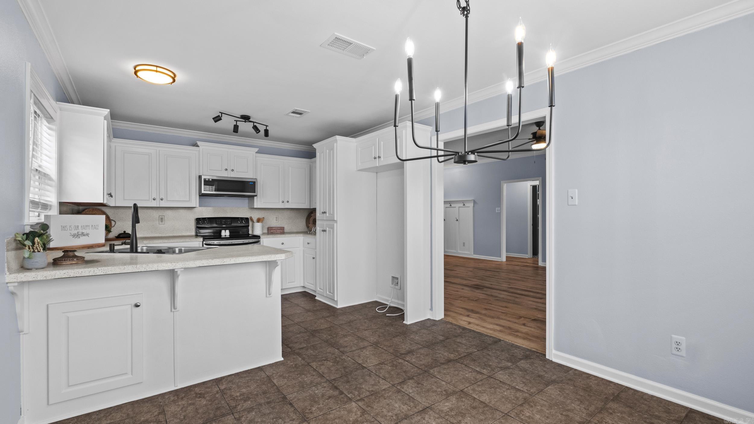 Stonehenge - Residential