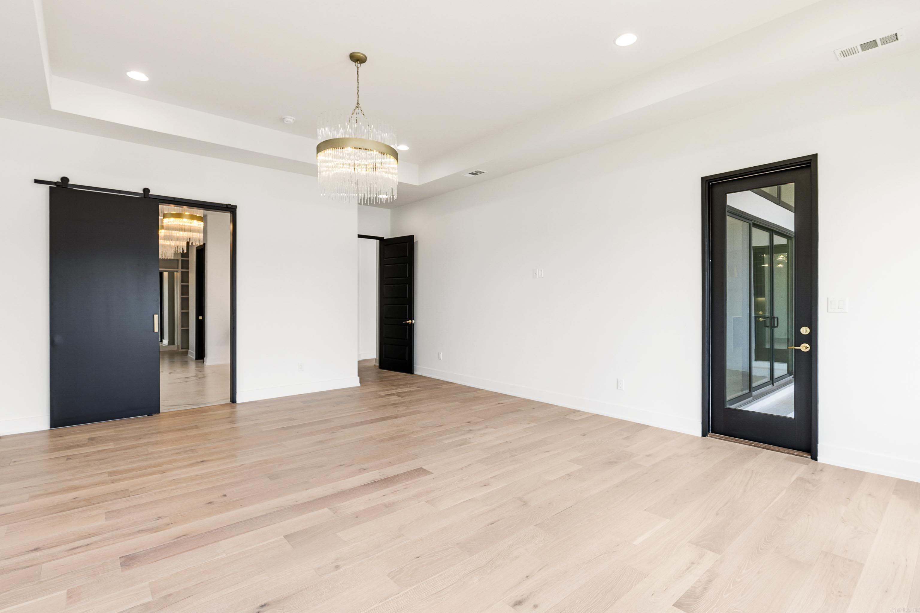 THE POINTE HURRICANE ESTATES - Residential