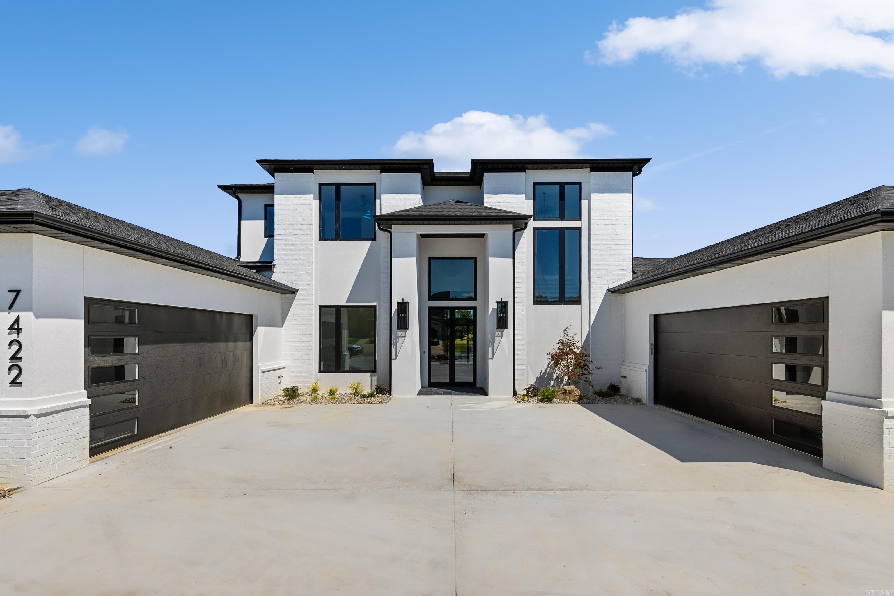 THE POINTE HURRICANE ESTATES - Residential