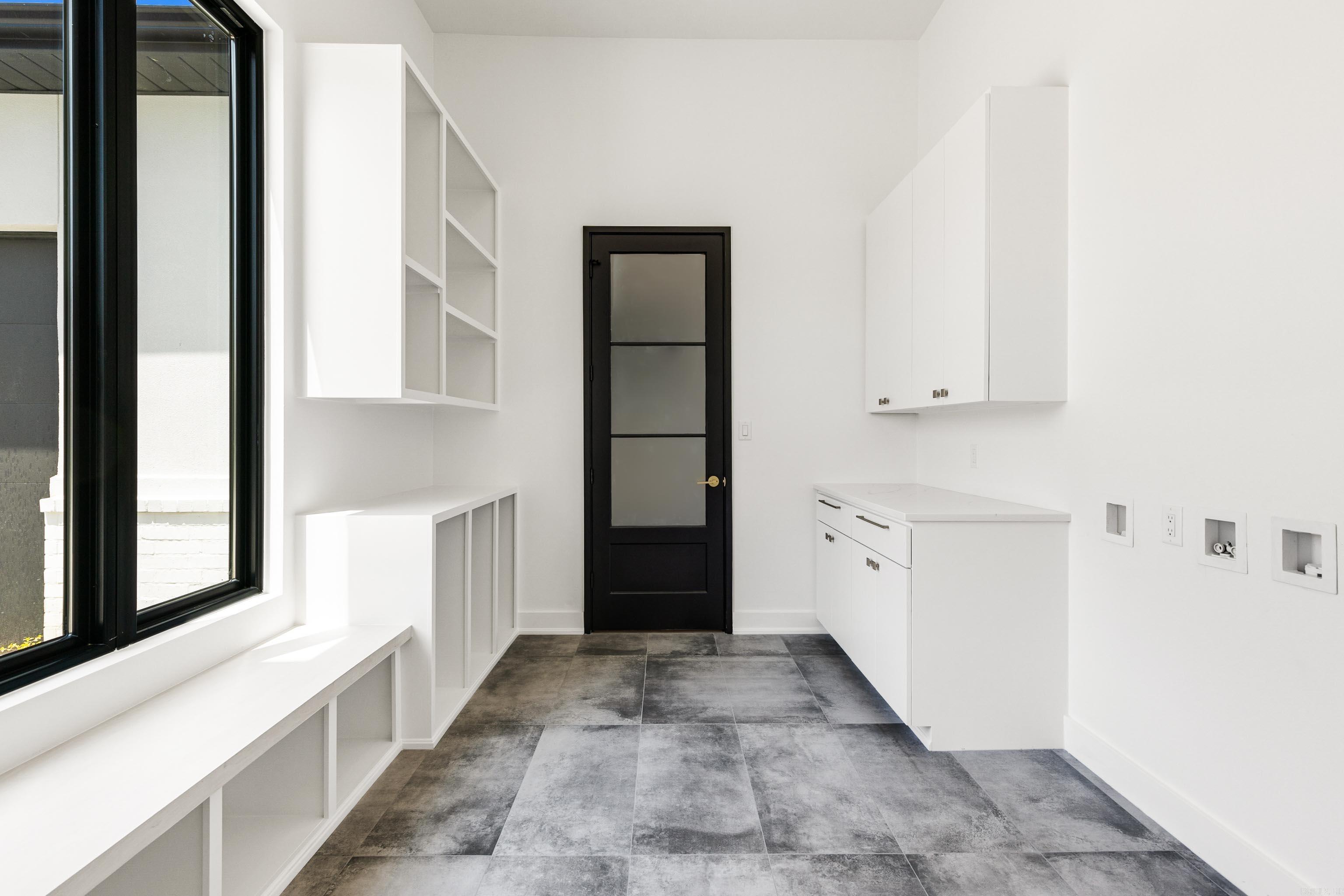 THE POINTE HURRICANE ESTATES - Residential