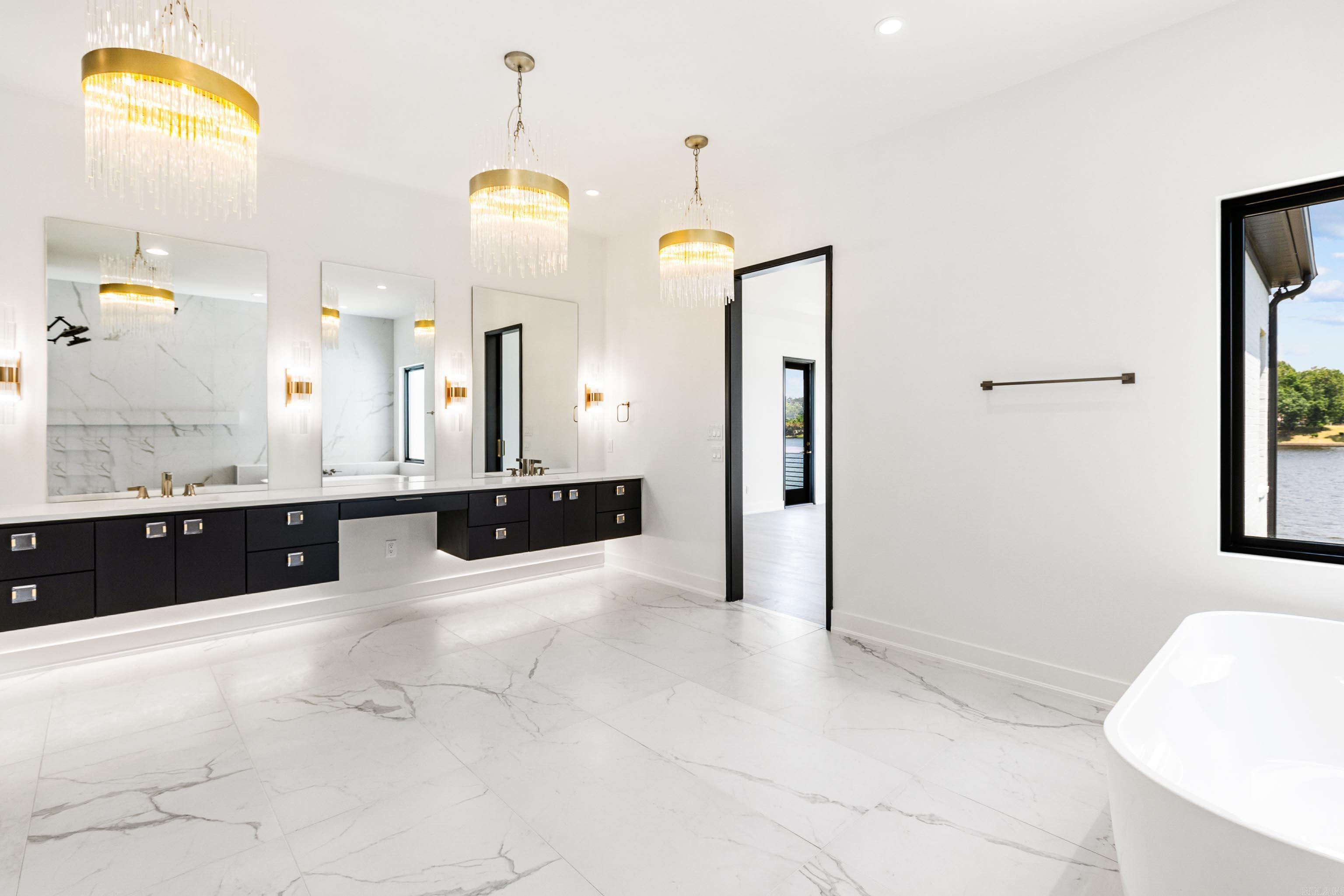 THE POINTE HURRICANE ESTATES - Residential