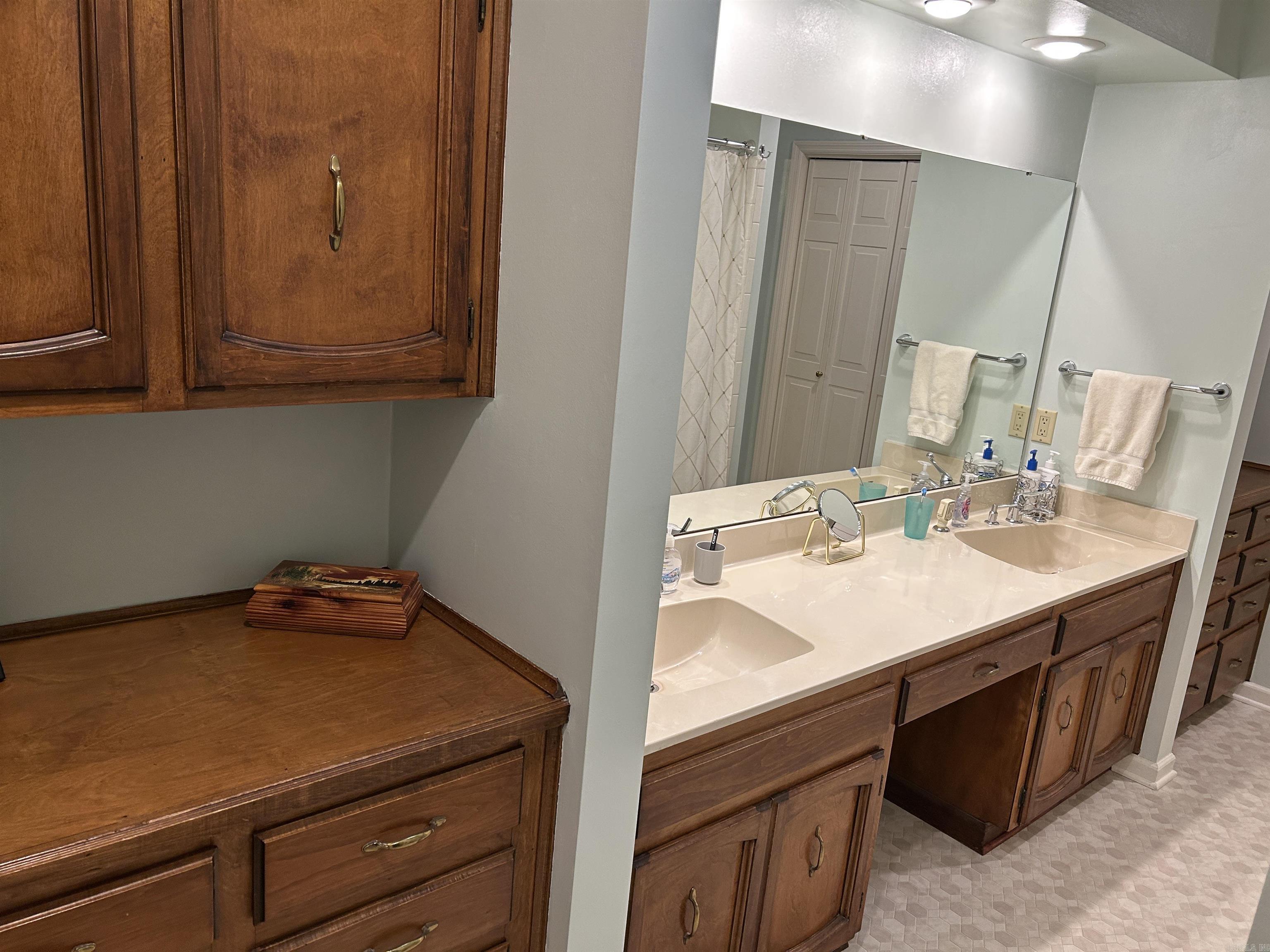 Jefferson Place - Residential