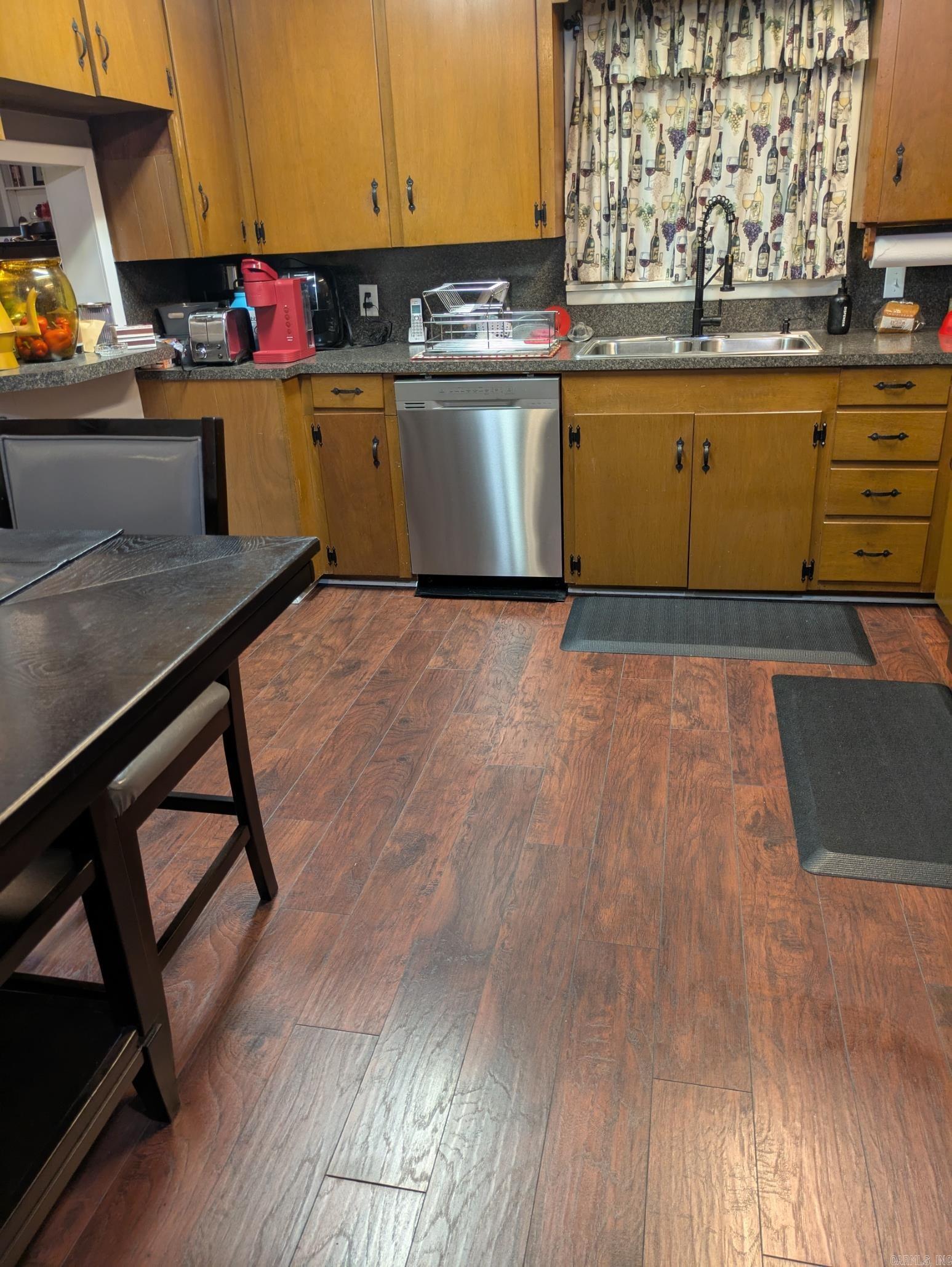 WILLOUGHBY & FRIEDMAN - Residential