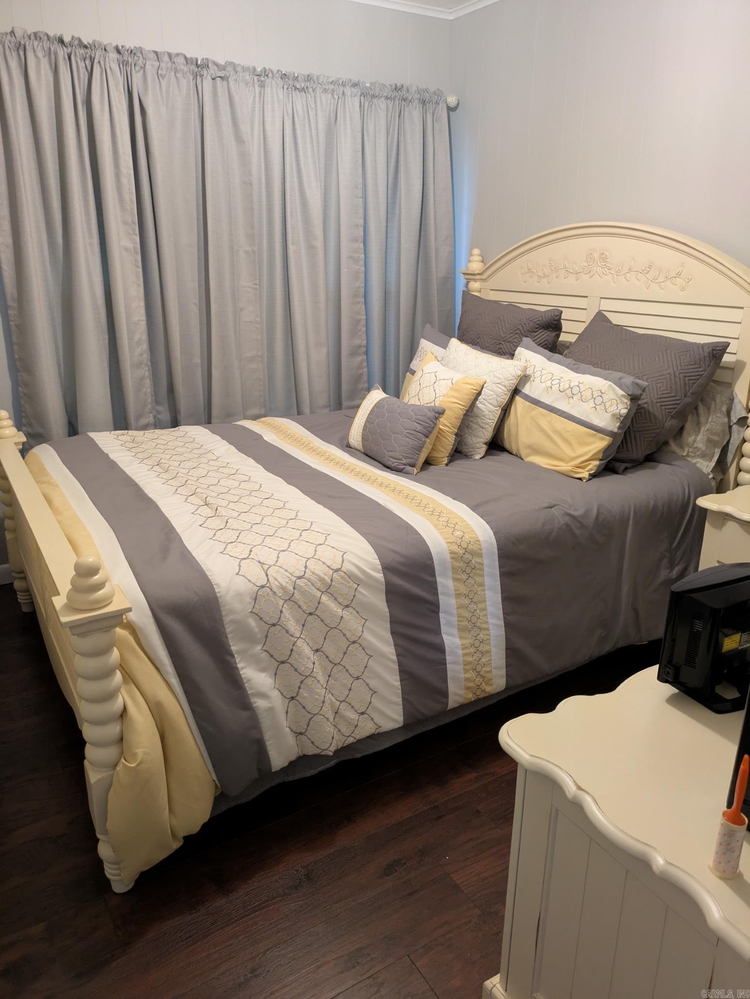 WILLOUGHBY & FRIEDMAN - Residential