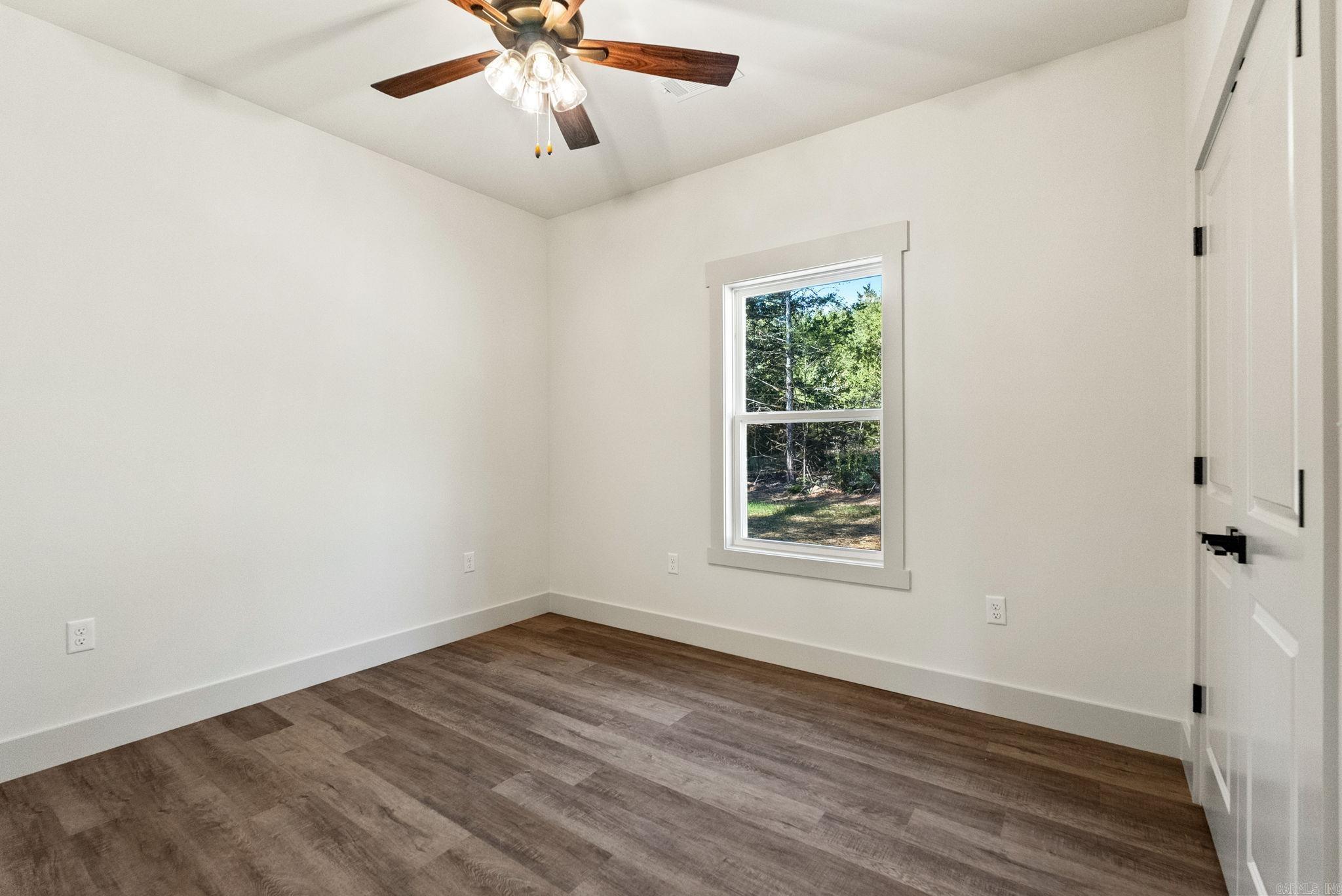 ULES WATSON PLACE - Residential