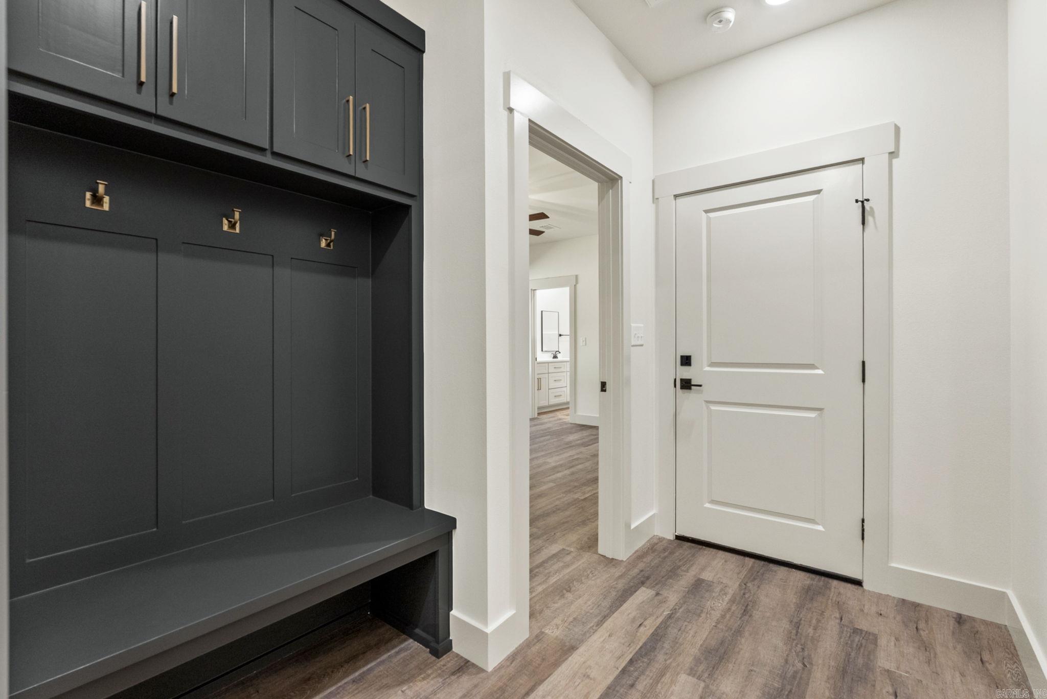 ULES WATSON PLACE - Residential