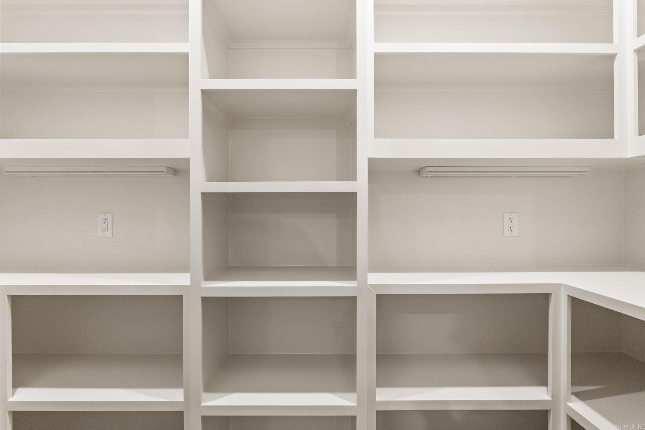 ULES WATSON PLACE - Residential