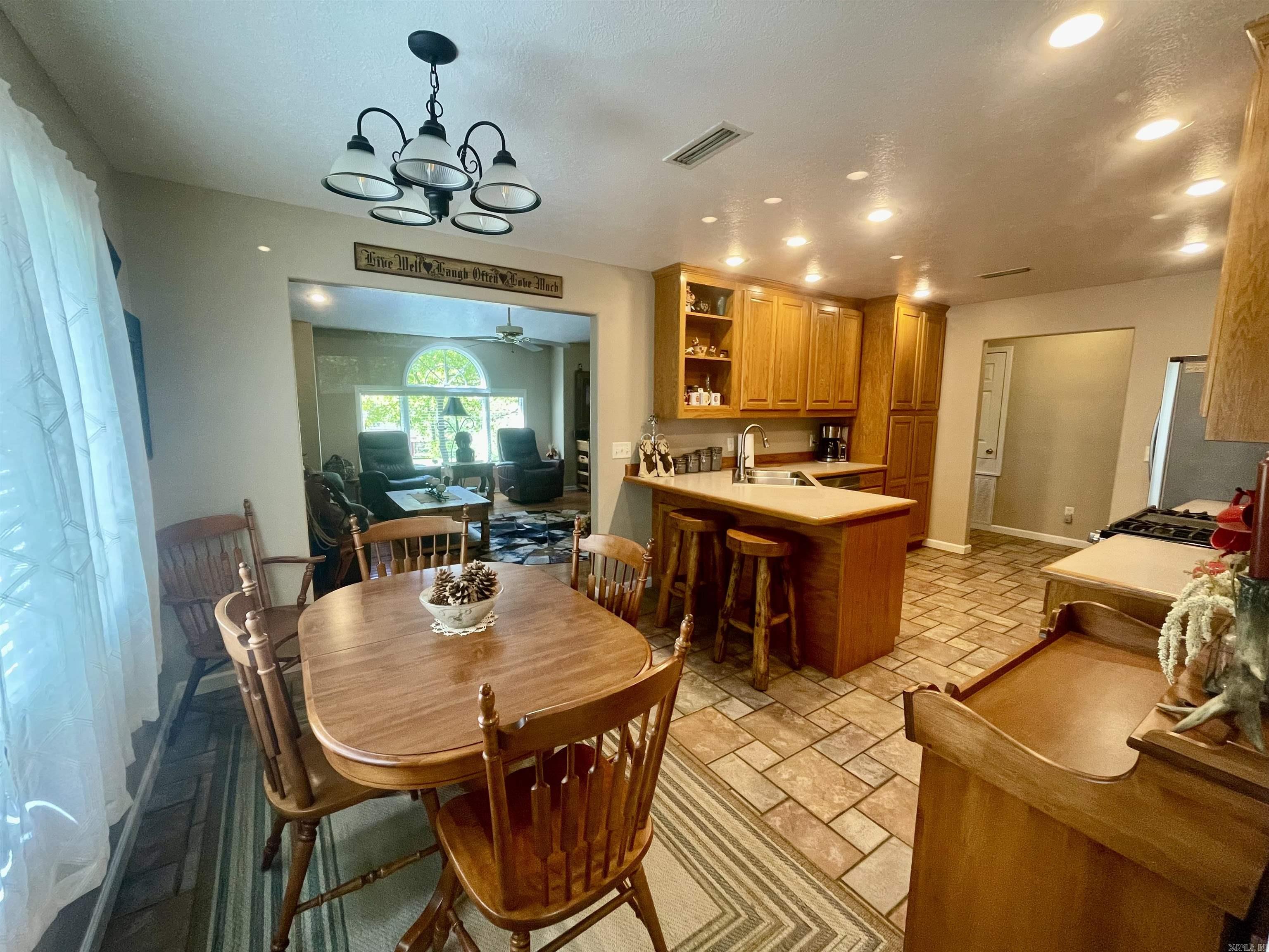 BEUTLER ACRES - Residential