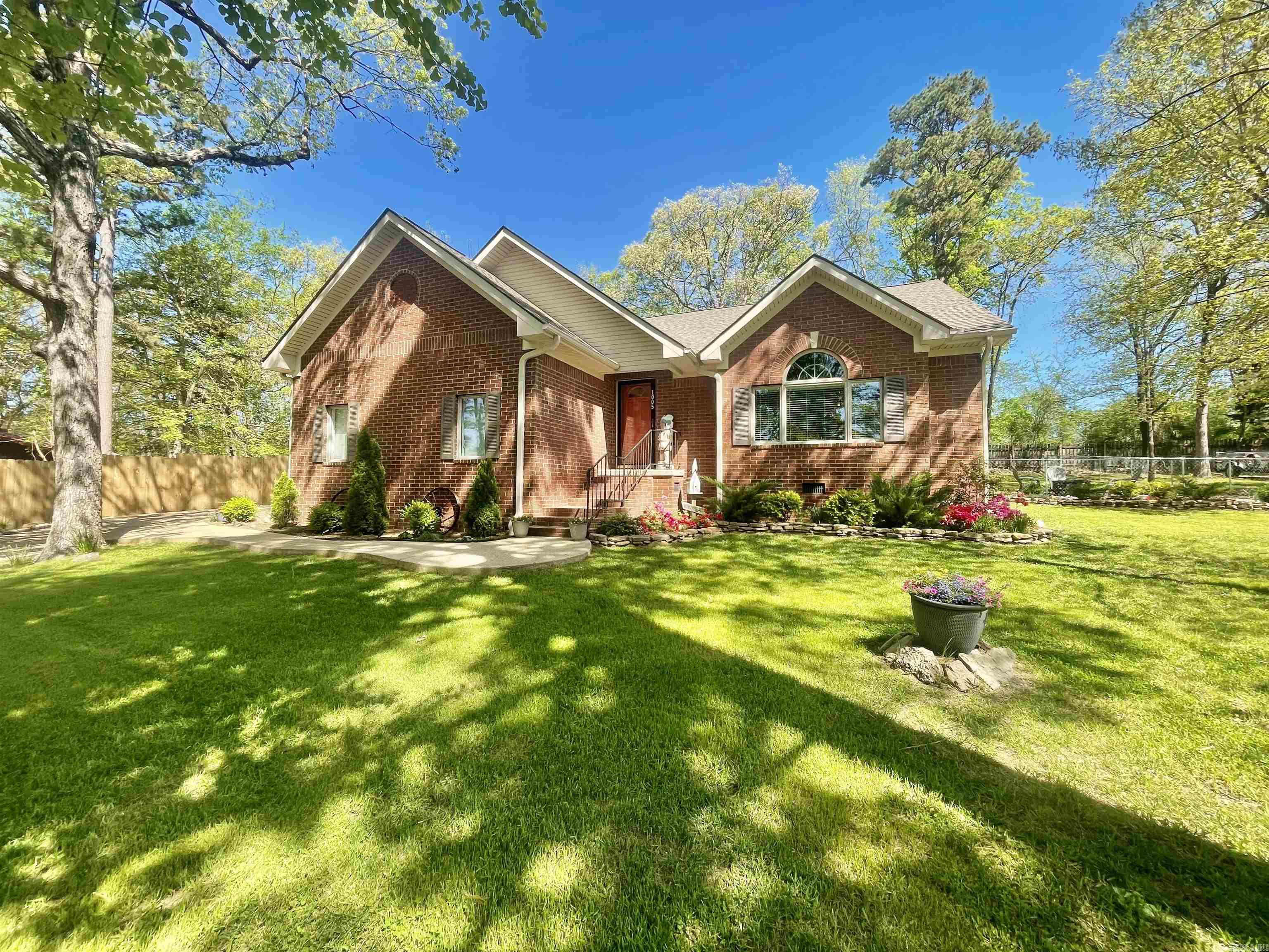 BEUTLER ACRES - Residential