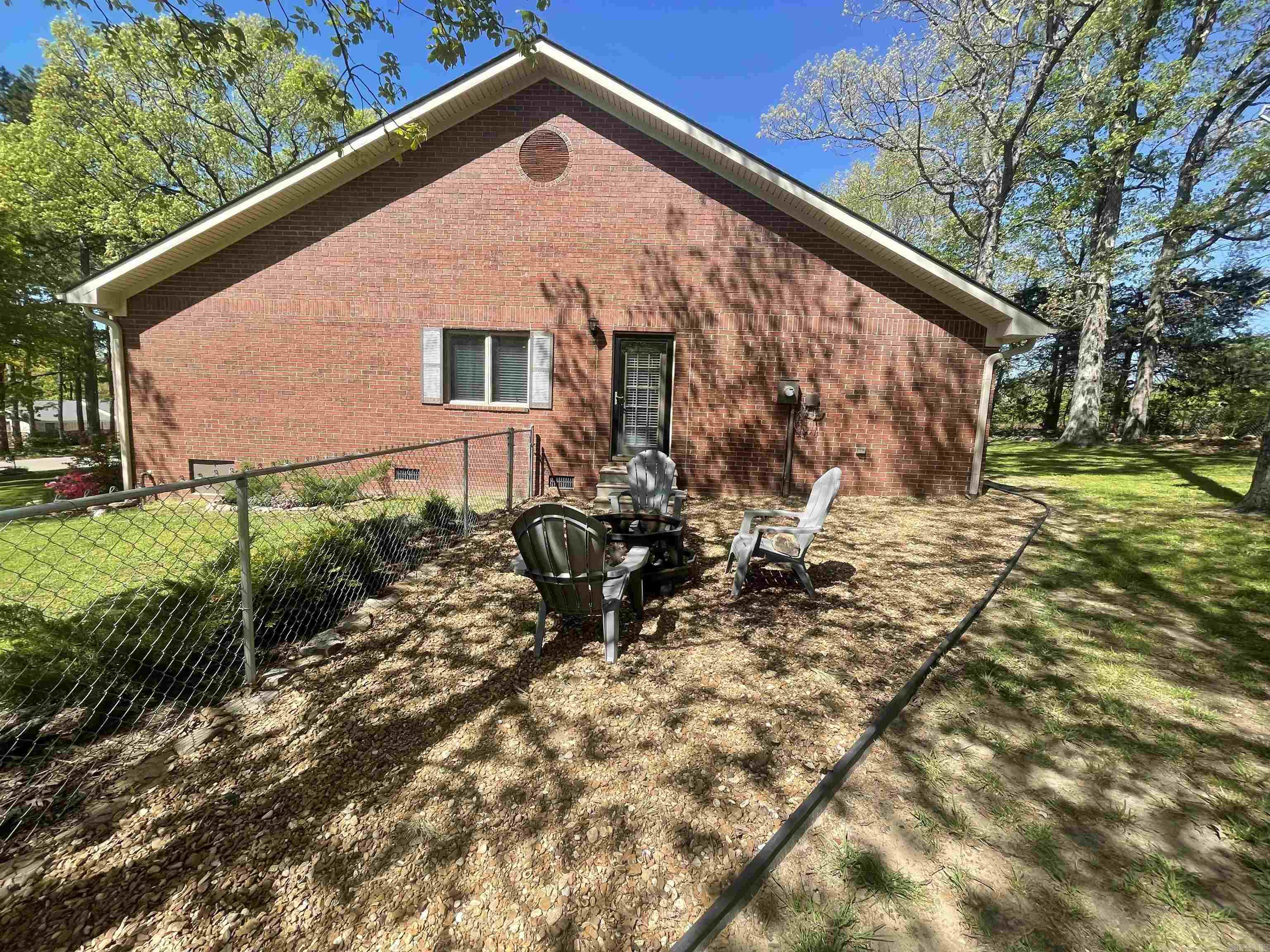 BEUTLER ACRES - Residential