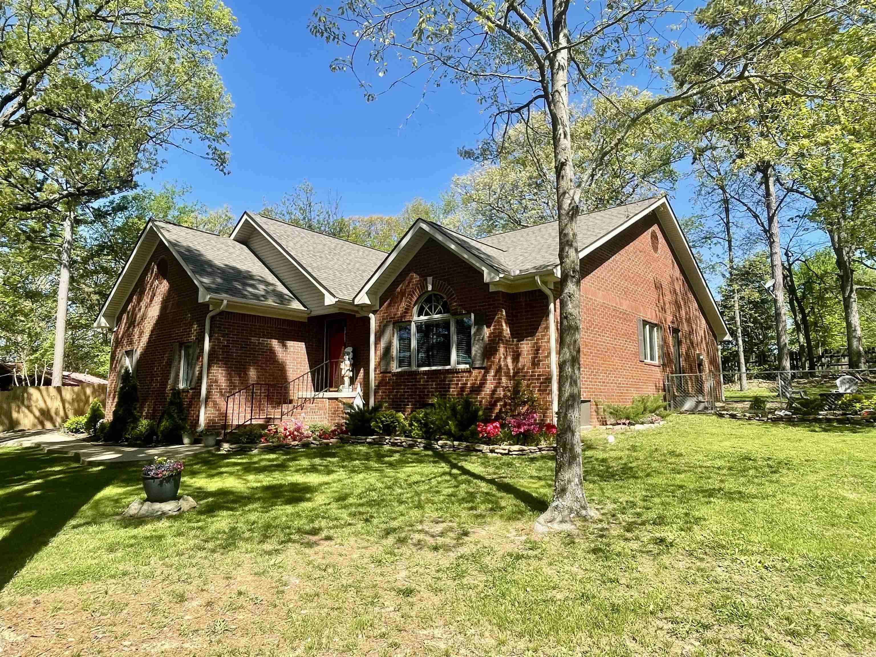 BEUTLER ACRES - Residential