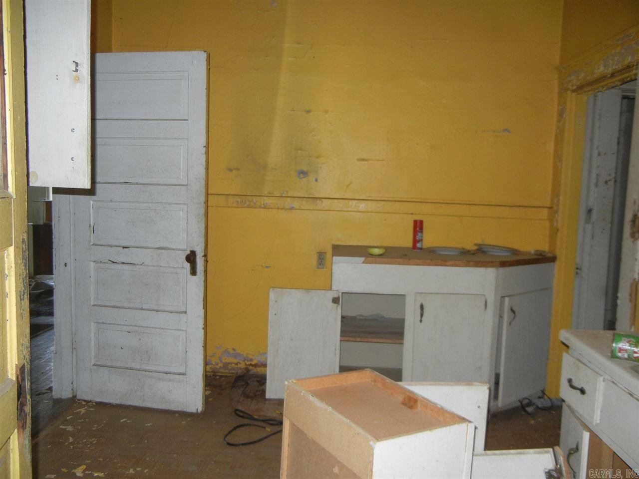 Weldon E Wrights - Residential