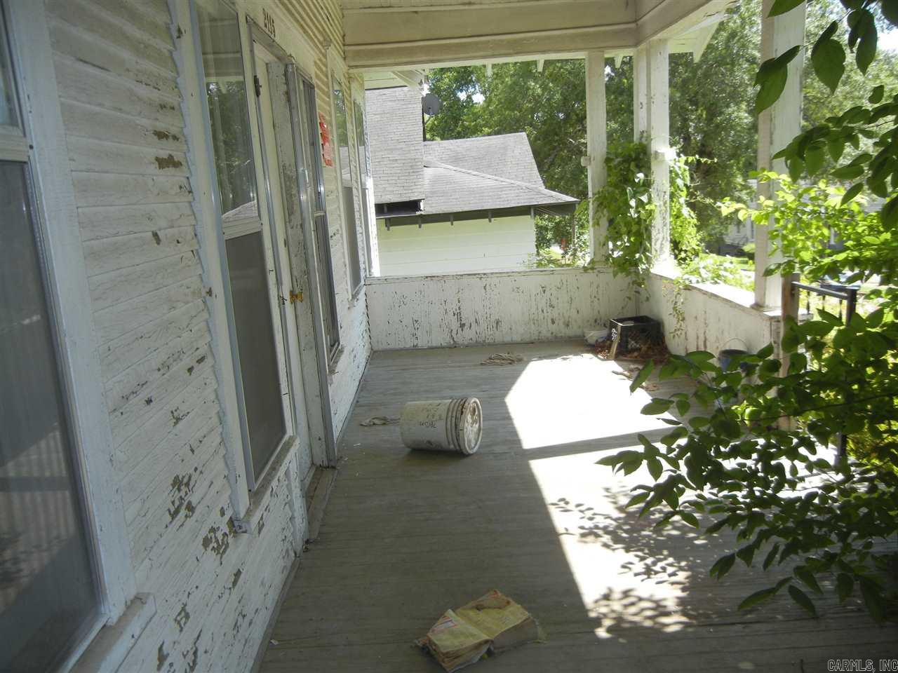 Weldon E Wrights - Residential