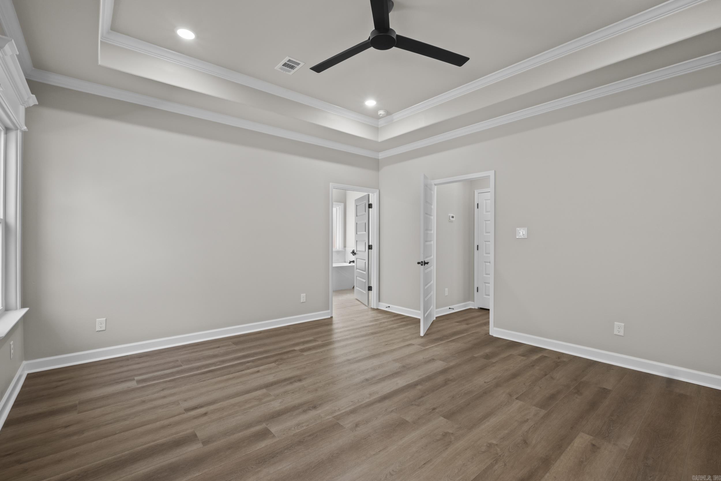 WANDERING RIDGE - Residential