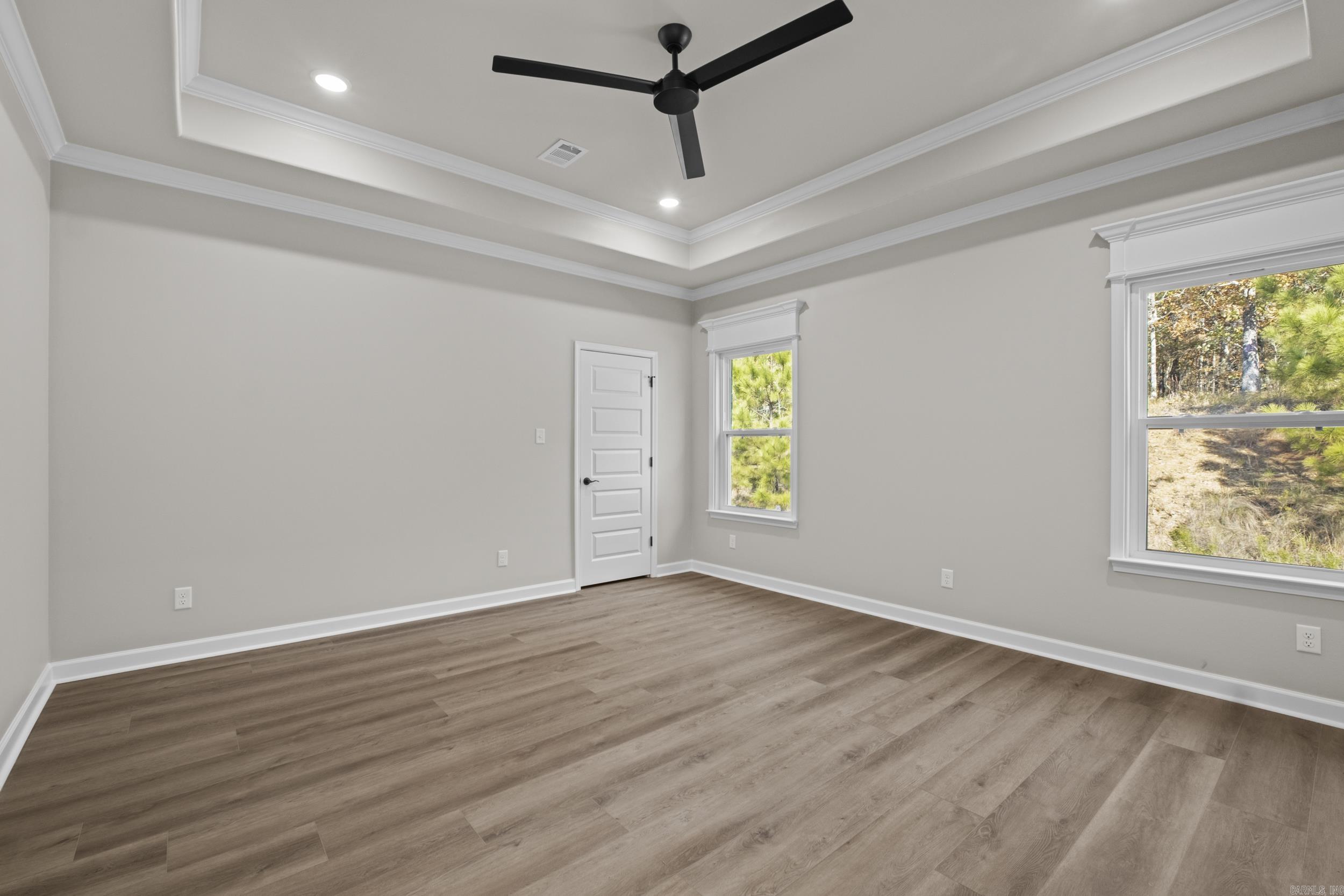 WANDERING RIDGE - Residential