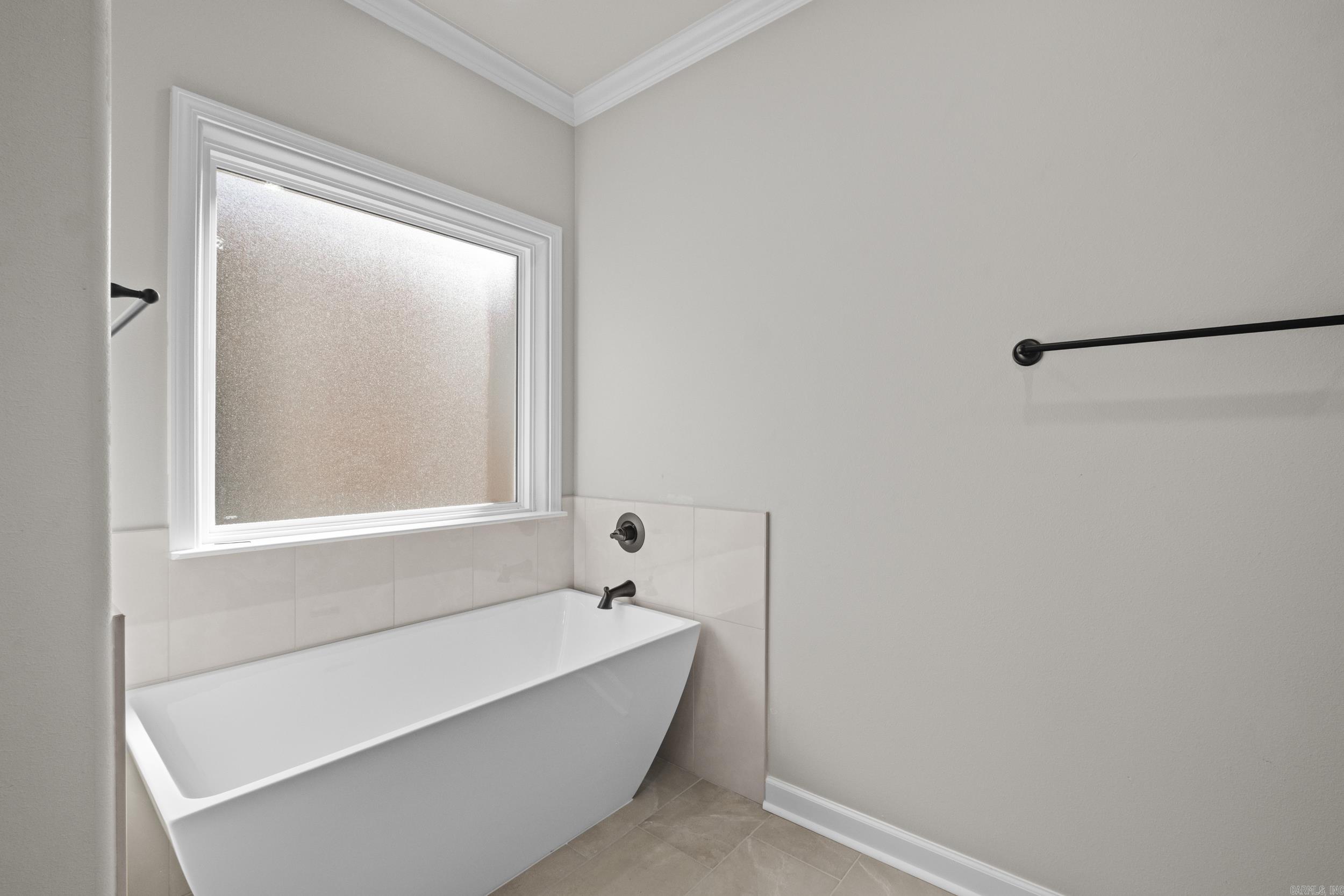 WANDERING RIDGE - Residential