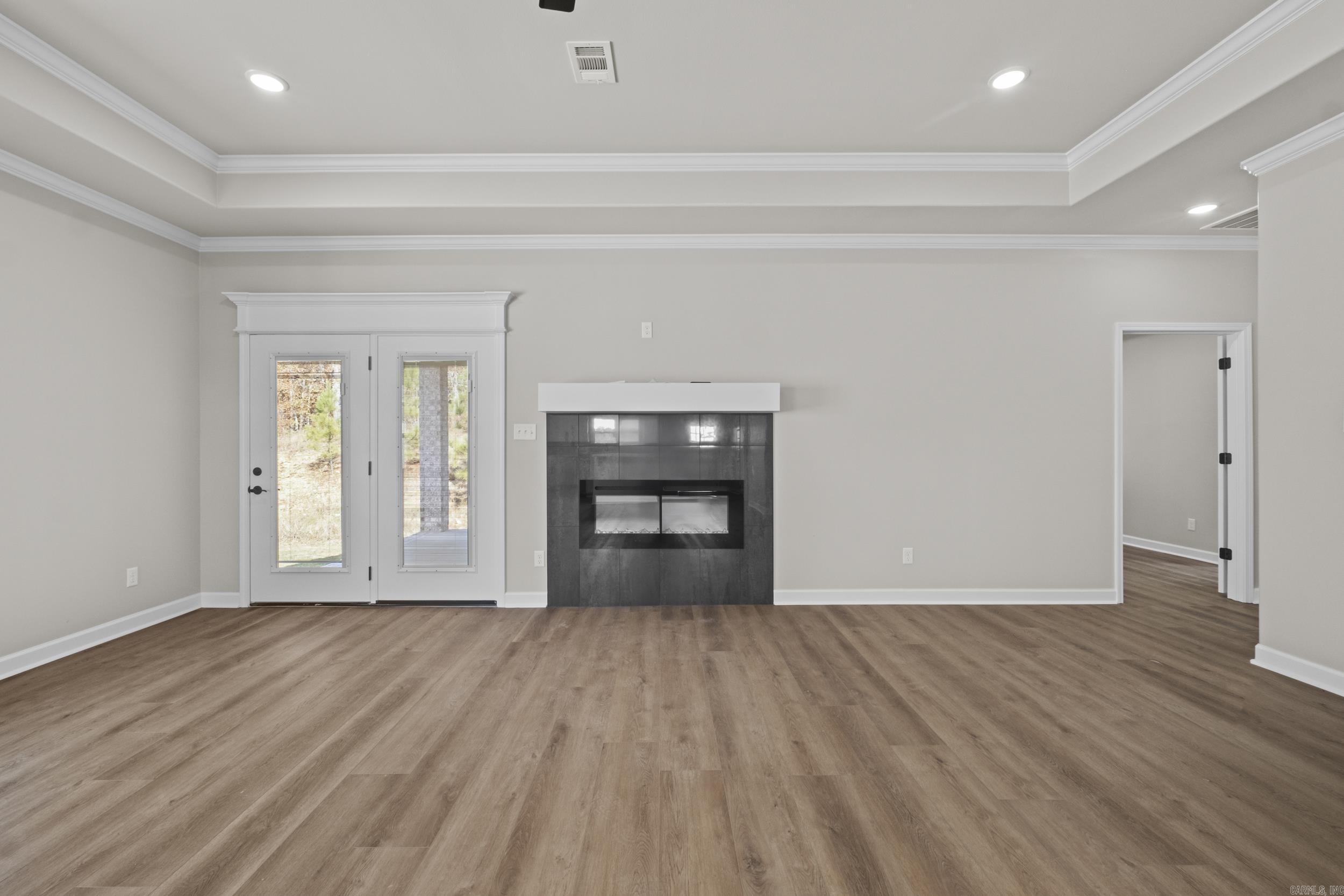 WANDERING RIDGE - Residential