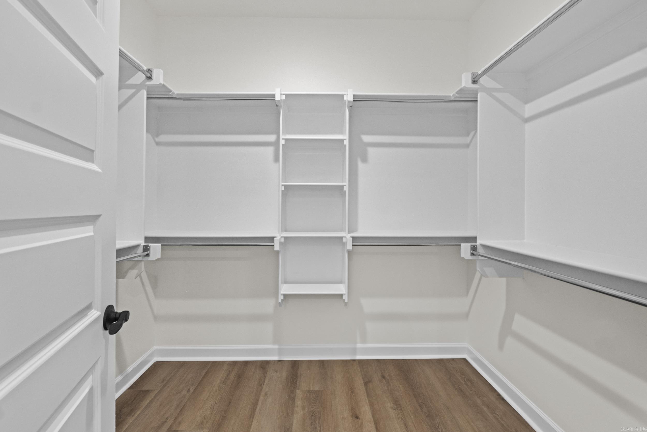 WANDERING RIDGE - Residential