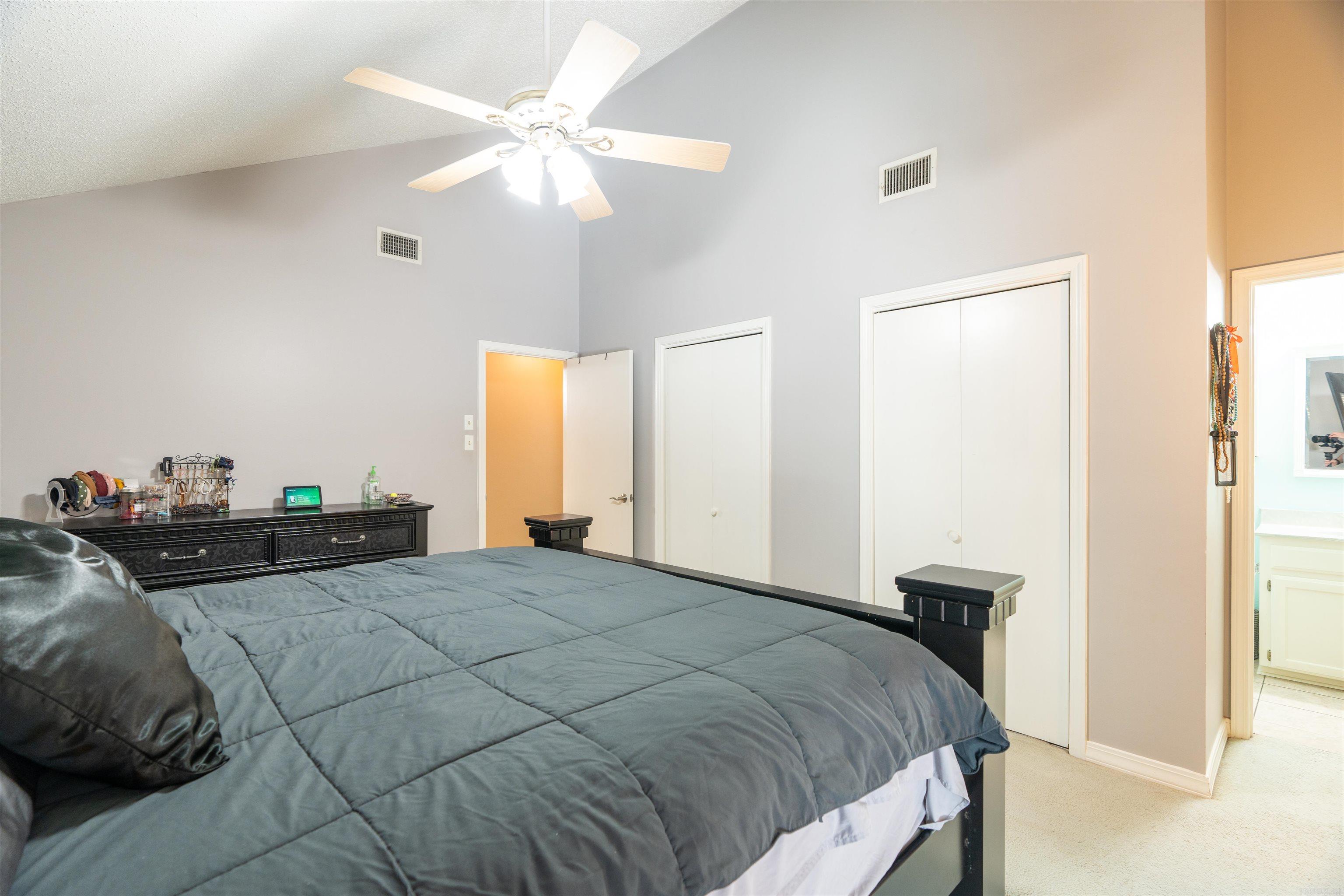 CEDAR RIDGE - Residential