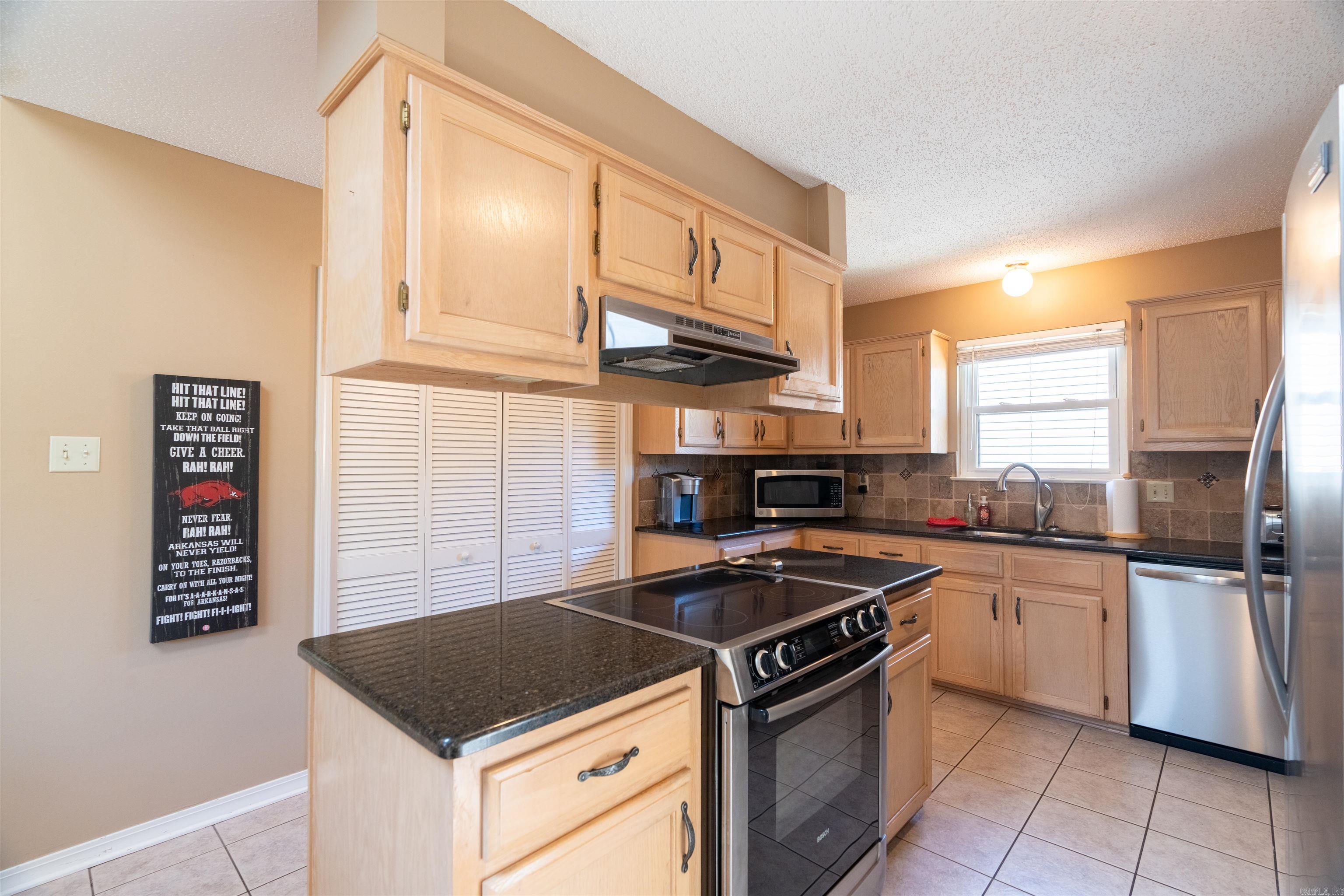 CEDAR RIDGE - Residential