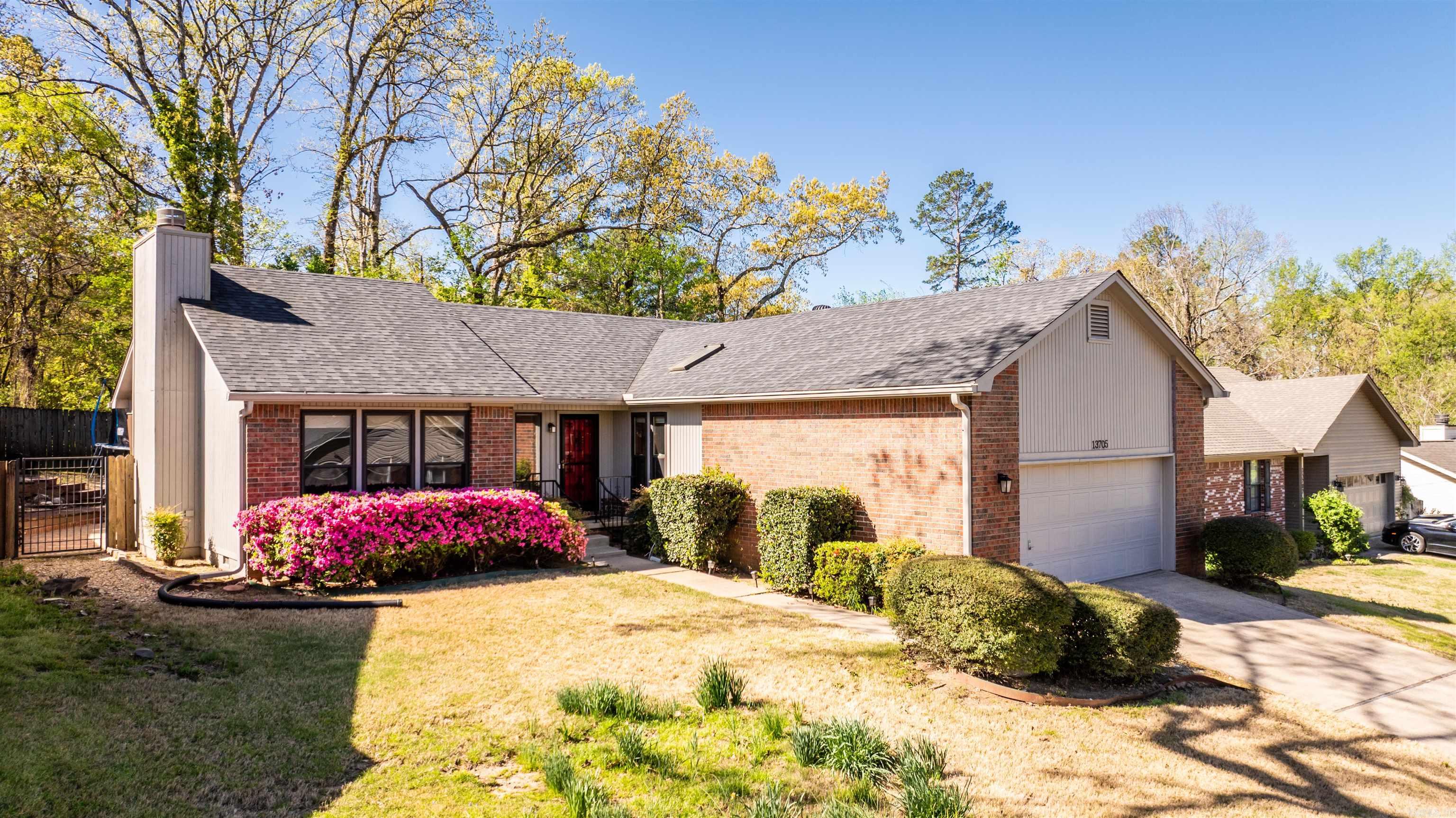 CEDAR RIDGE - Residential