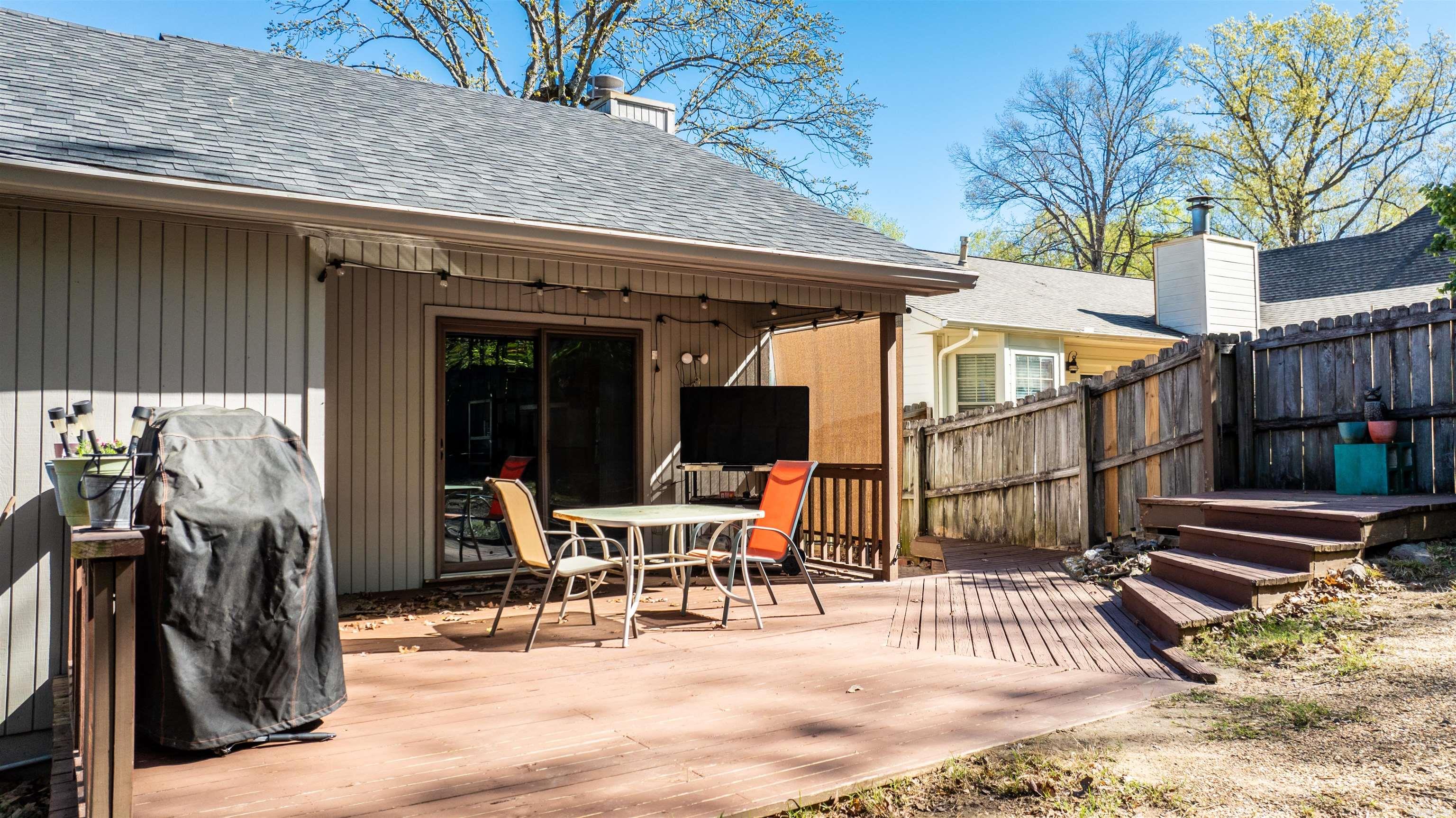 CEDAR RIDGE - Residential