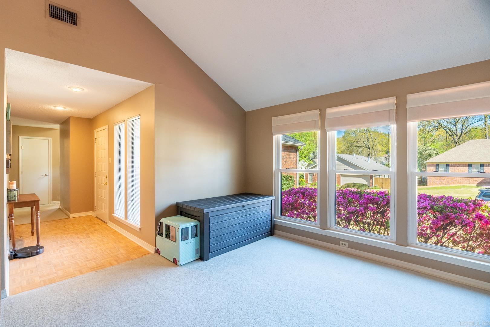 CEDAR RIDGE - Residential