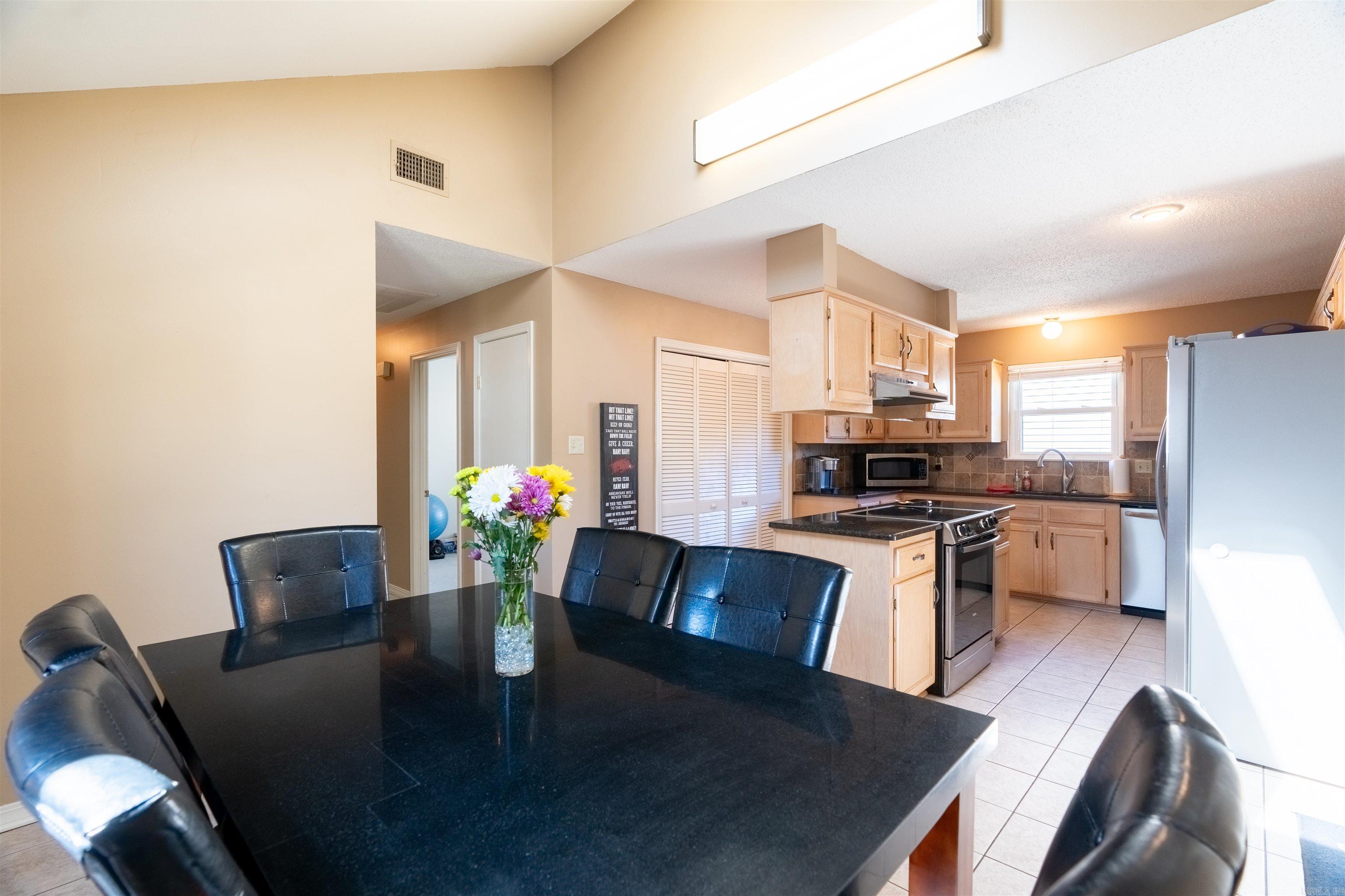 CEDAR RIDGE - Residential