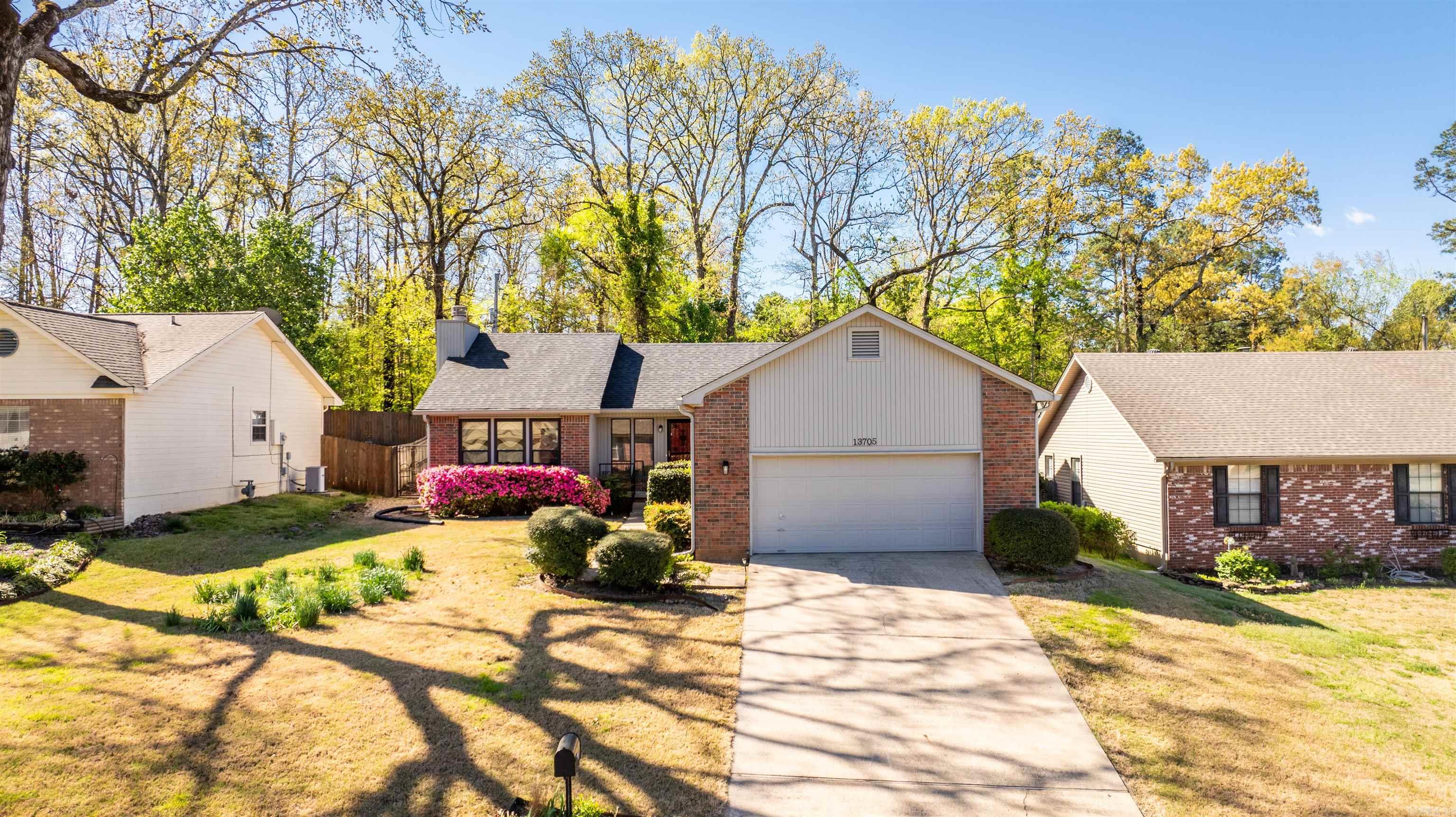 CEDAR RIDGE - Residential