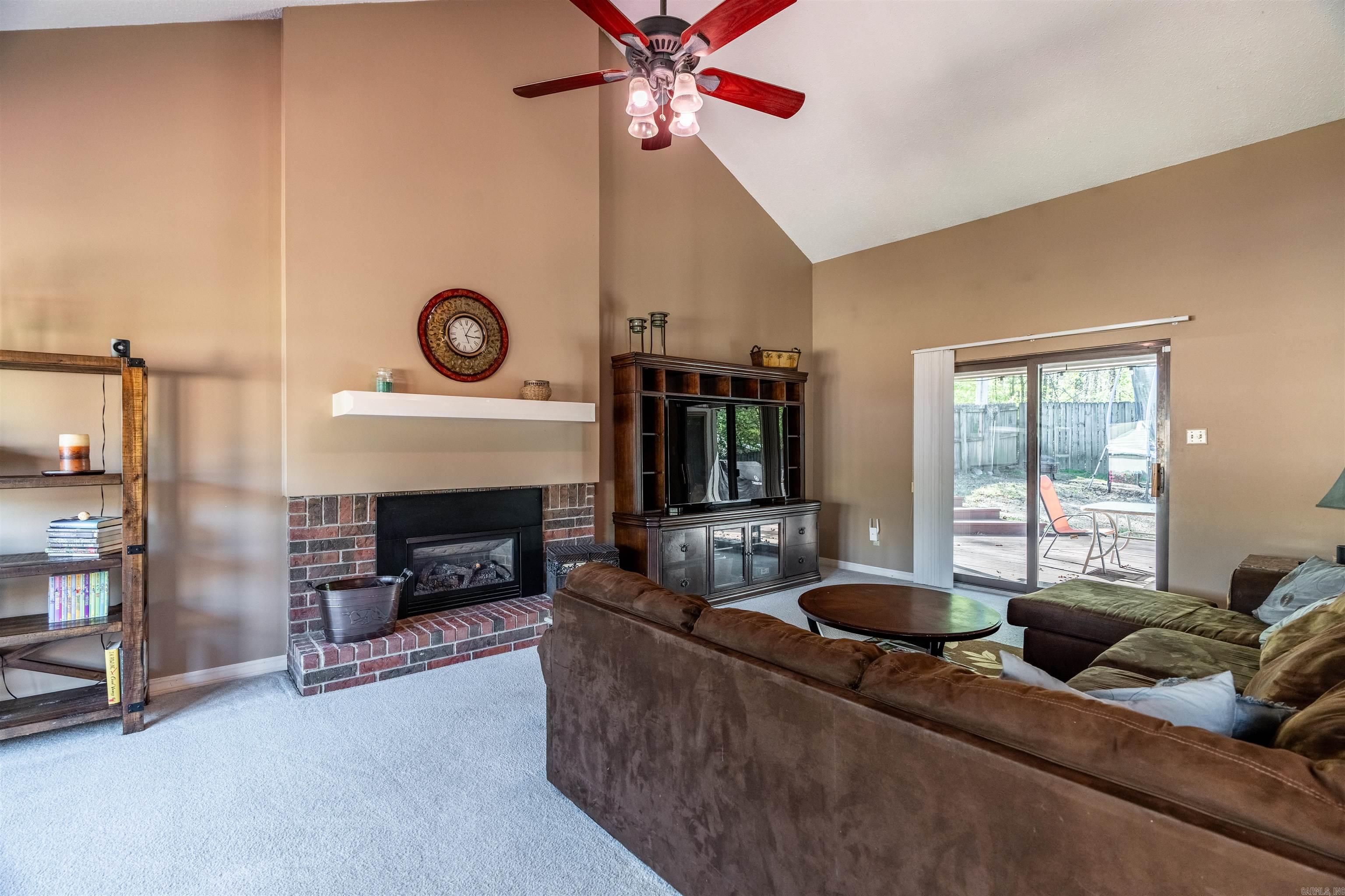 CEDAR RIDGE - Residential