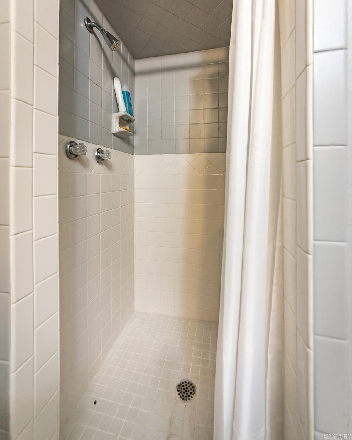 Lake View - Residential