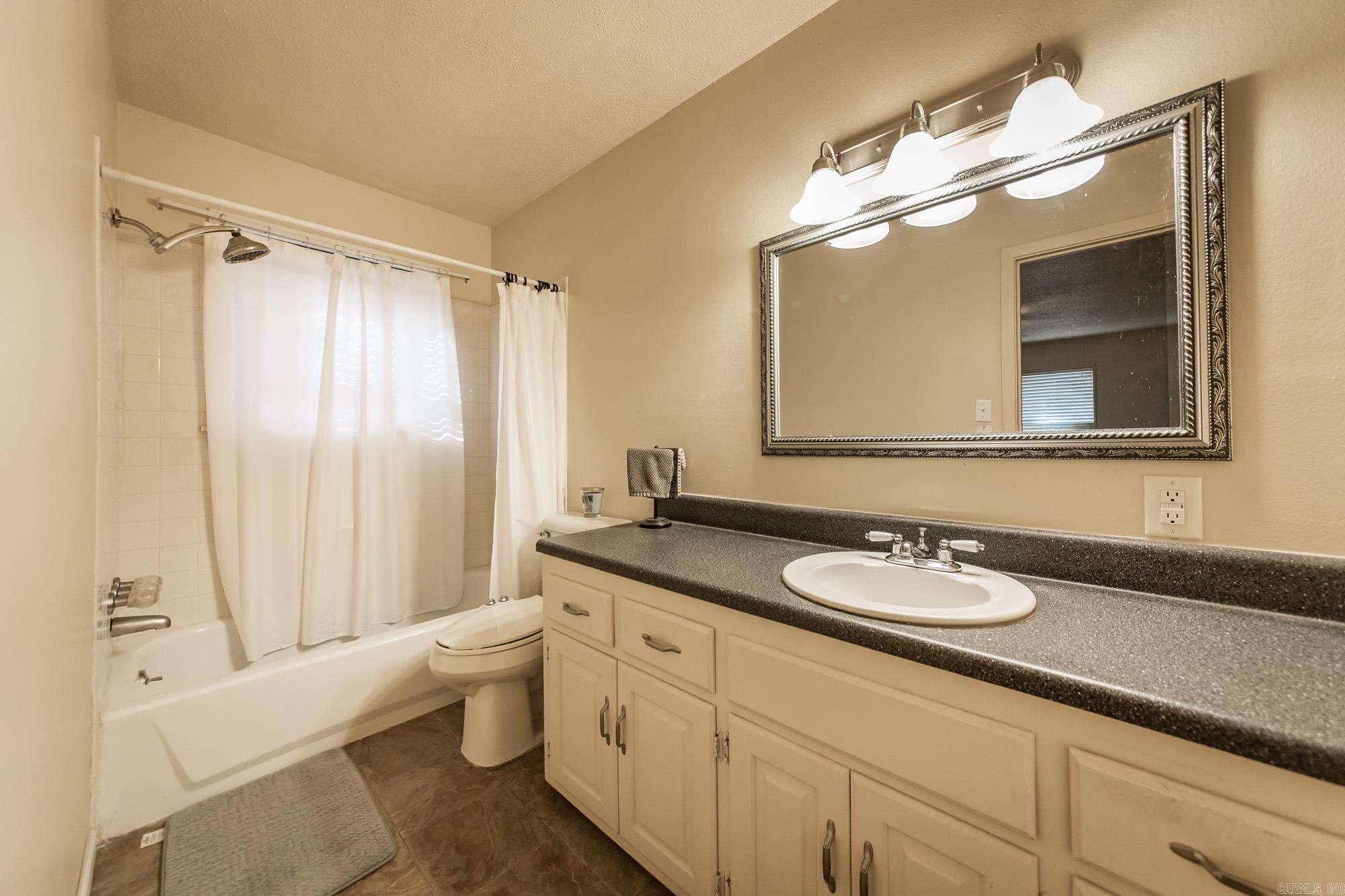 Lake View - Residential